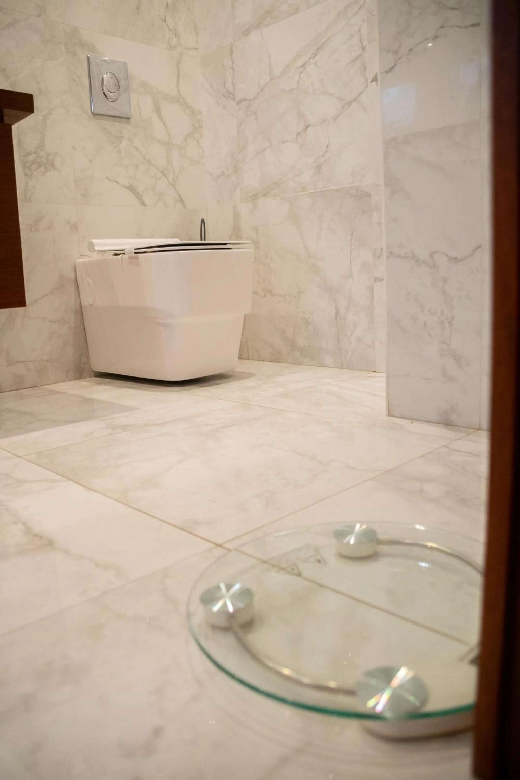 Toilet in La Varangue