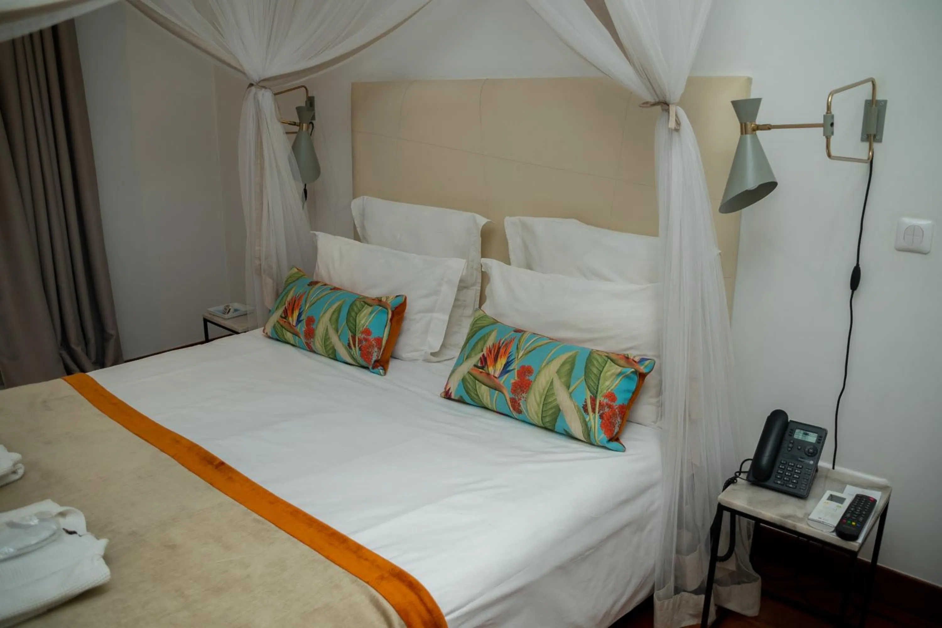 Patio, Bed in La Varangue