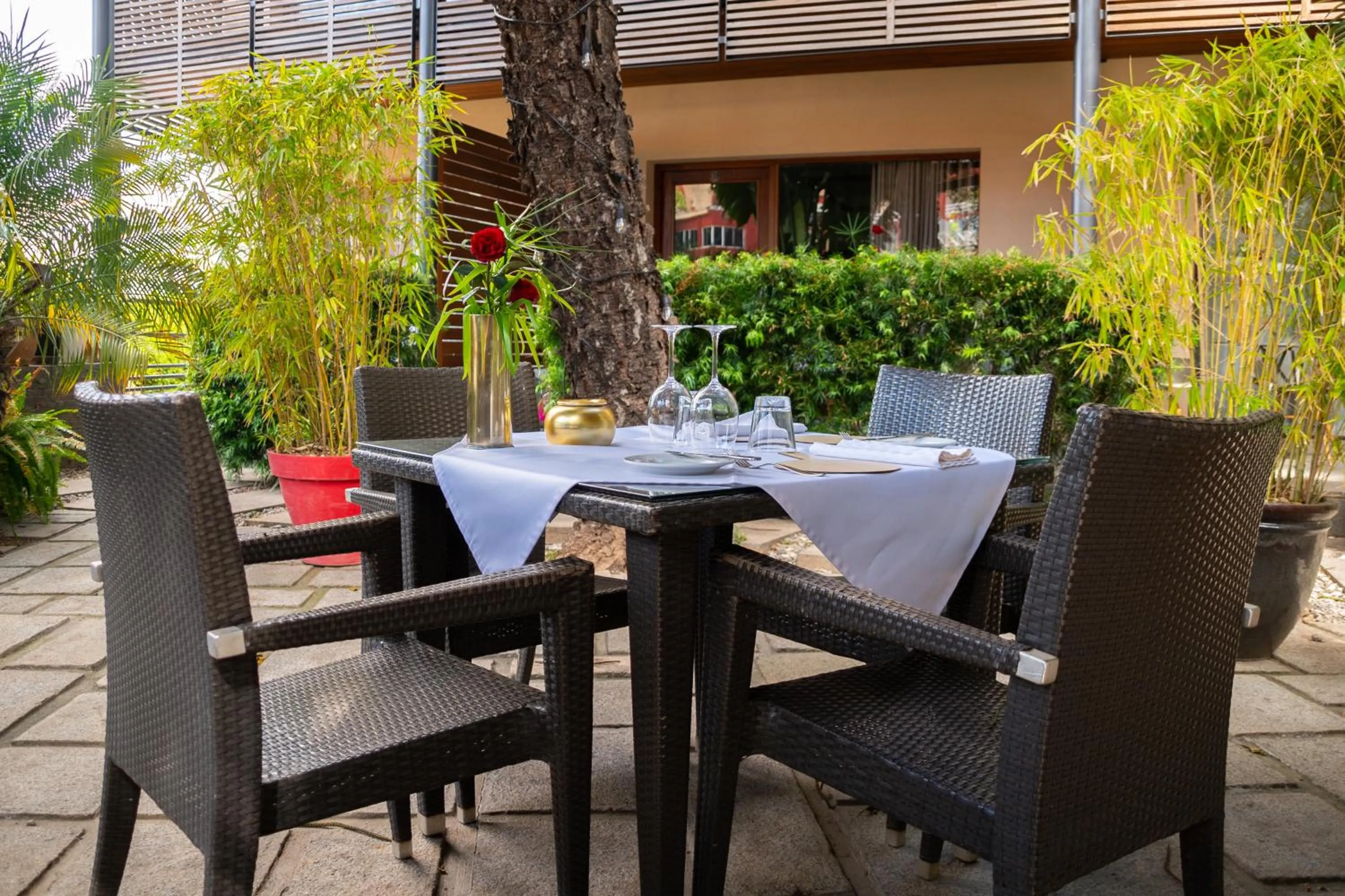 Restaurant/places to eat in La Varangue