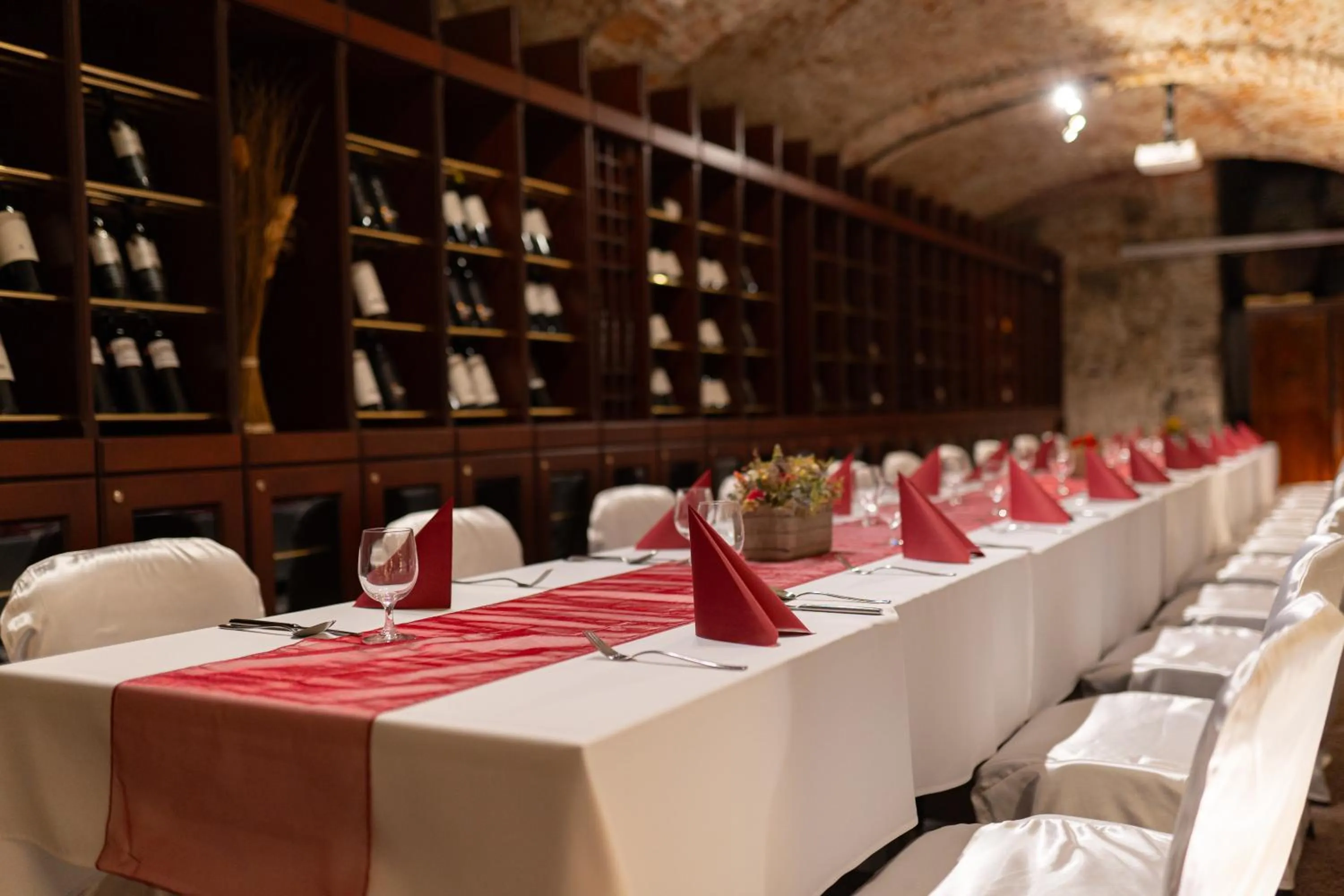 Restaurant/places to eat in Boutique hotel Zlaty Dukat