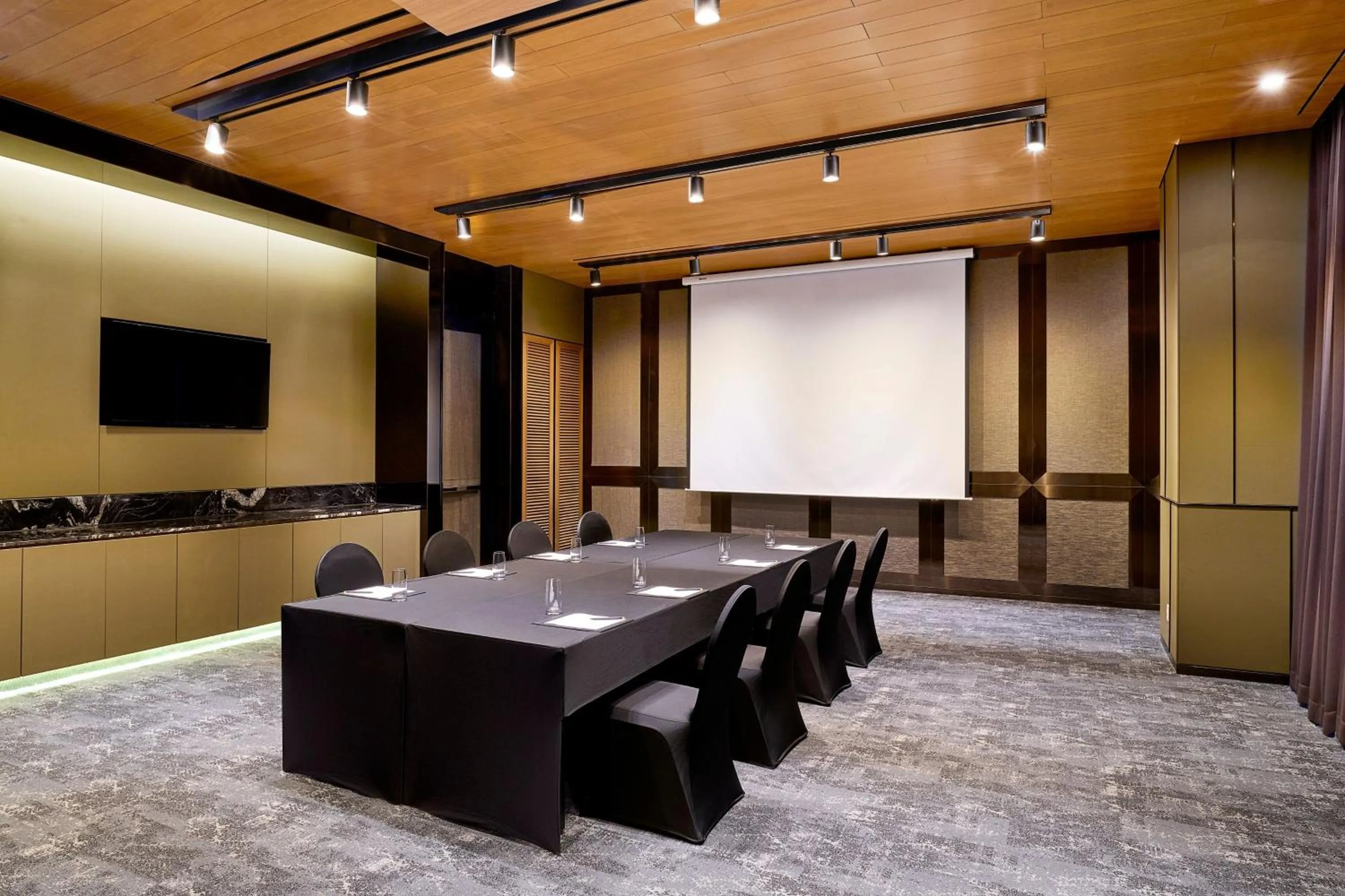 Meeting/conference room in Courtyard by Marriott Seoul Namdaemun