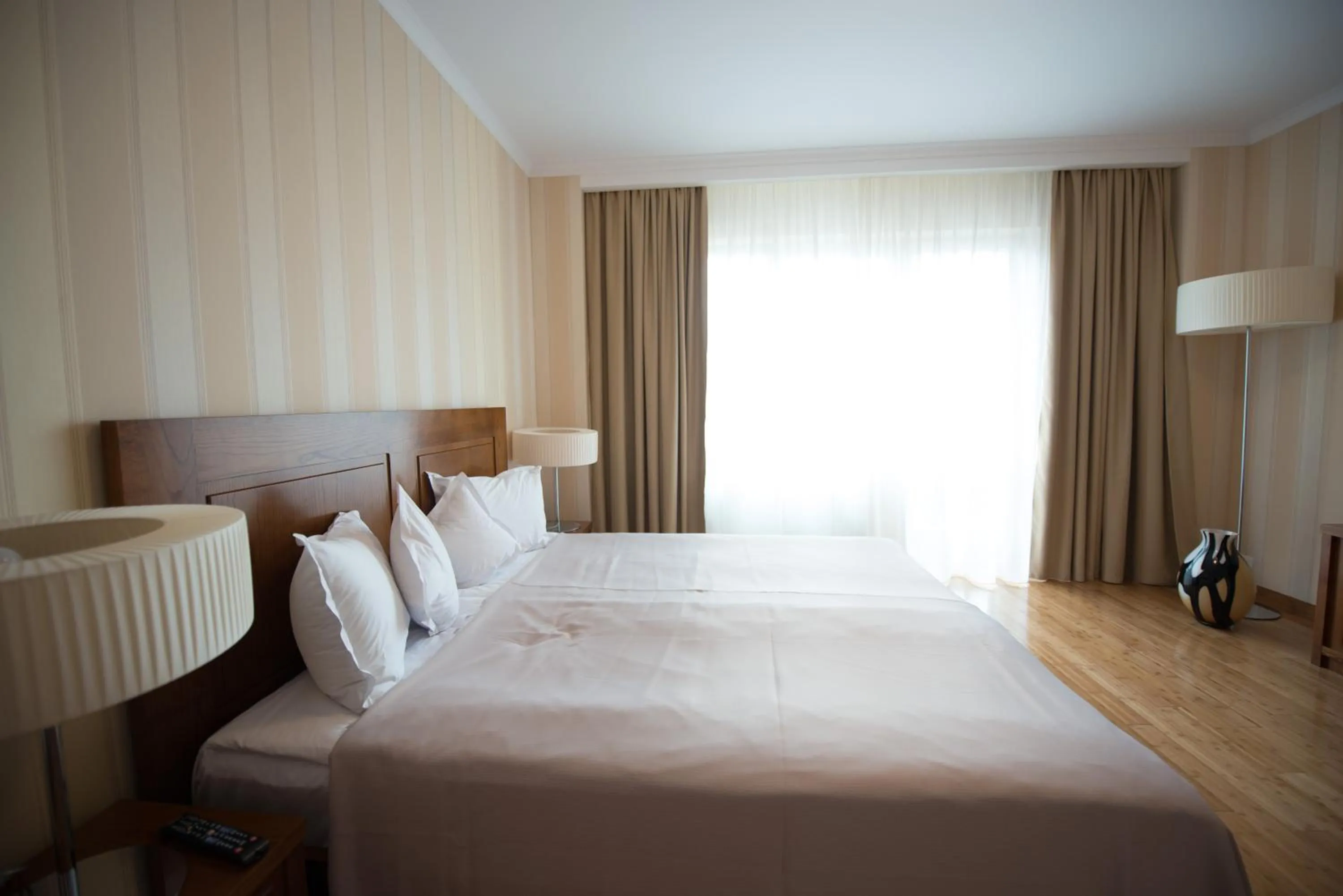 Staff, Bed in Hotel TTS**** Spa&Wellness Covasna