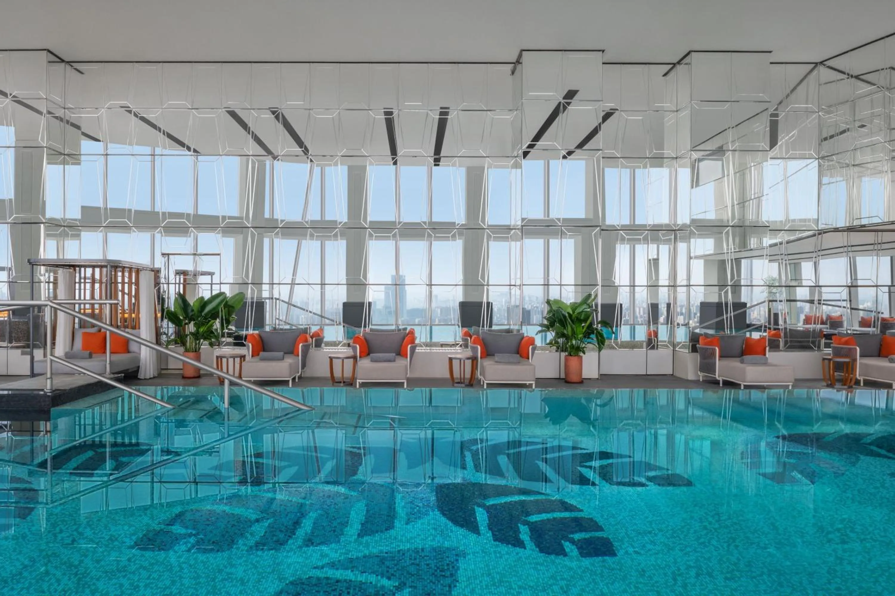 Swimming pool in The Ritz-Carlton Shanghai, Pudong