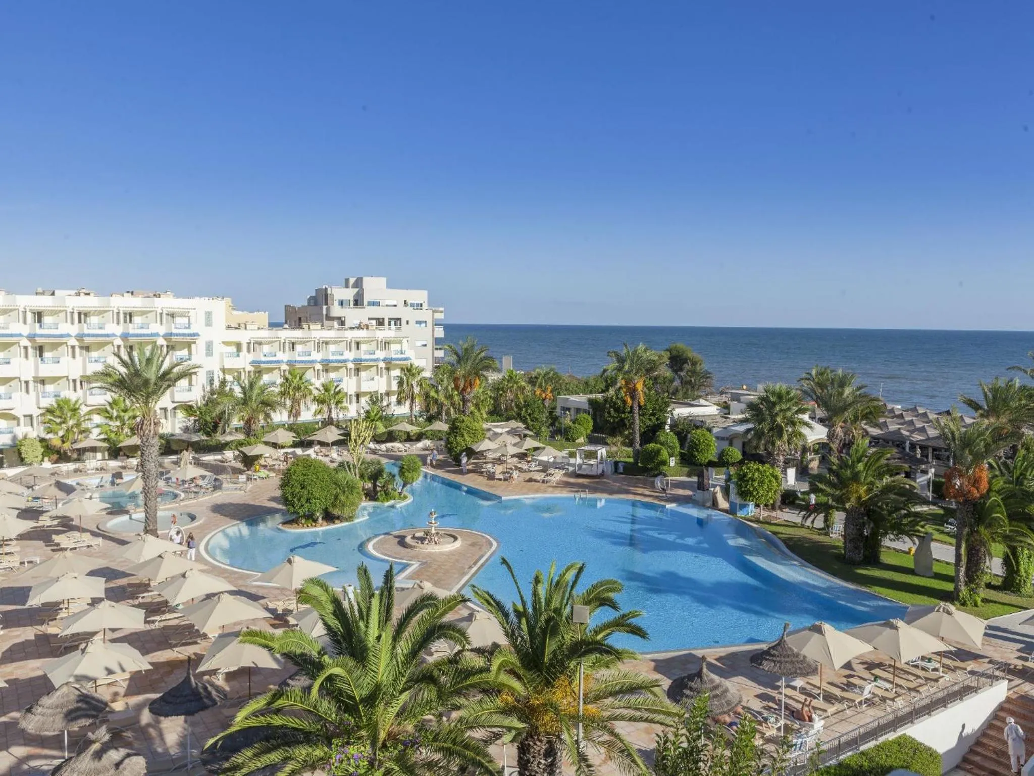 Swimming pool in Sentido Bellevue Park