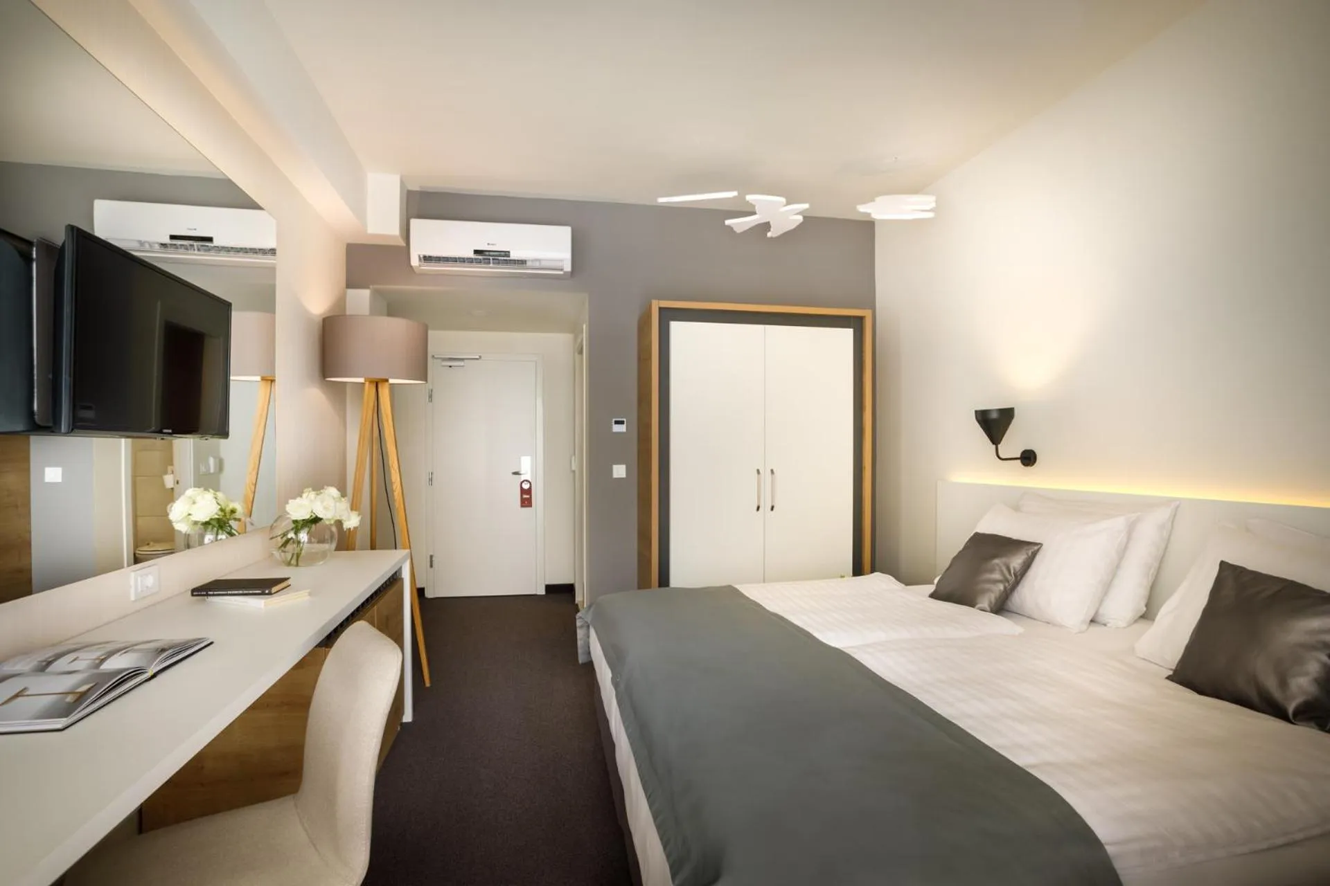 Bed in Remisens Hotel Albatros-All inclusive