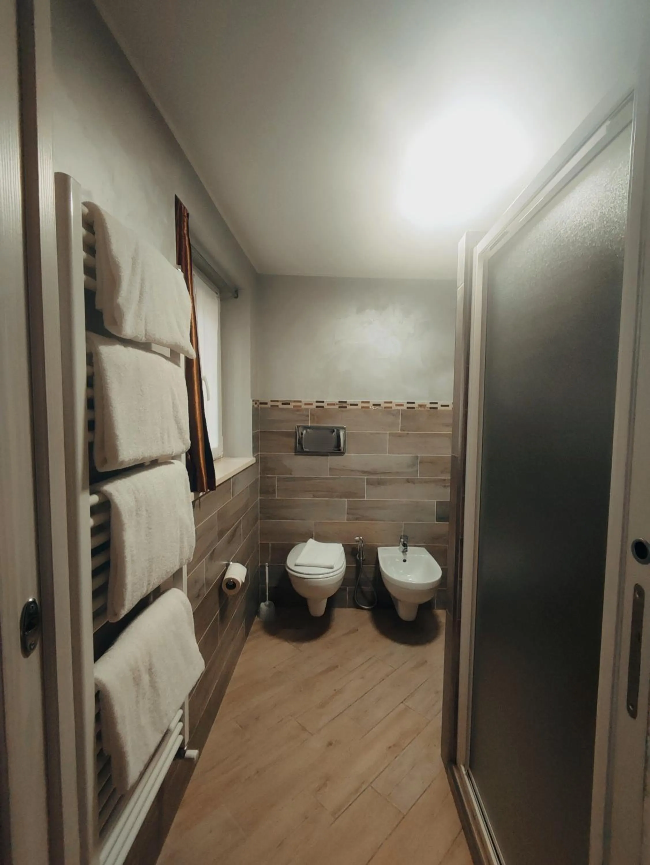 Toilet in Villa Ormeni