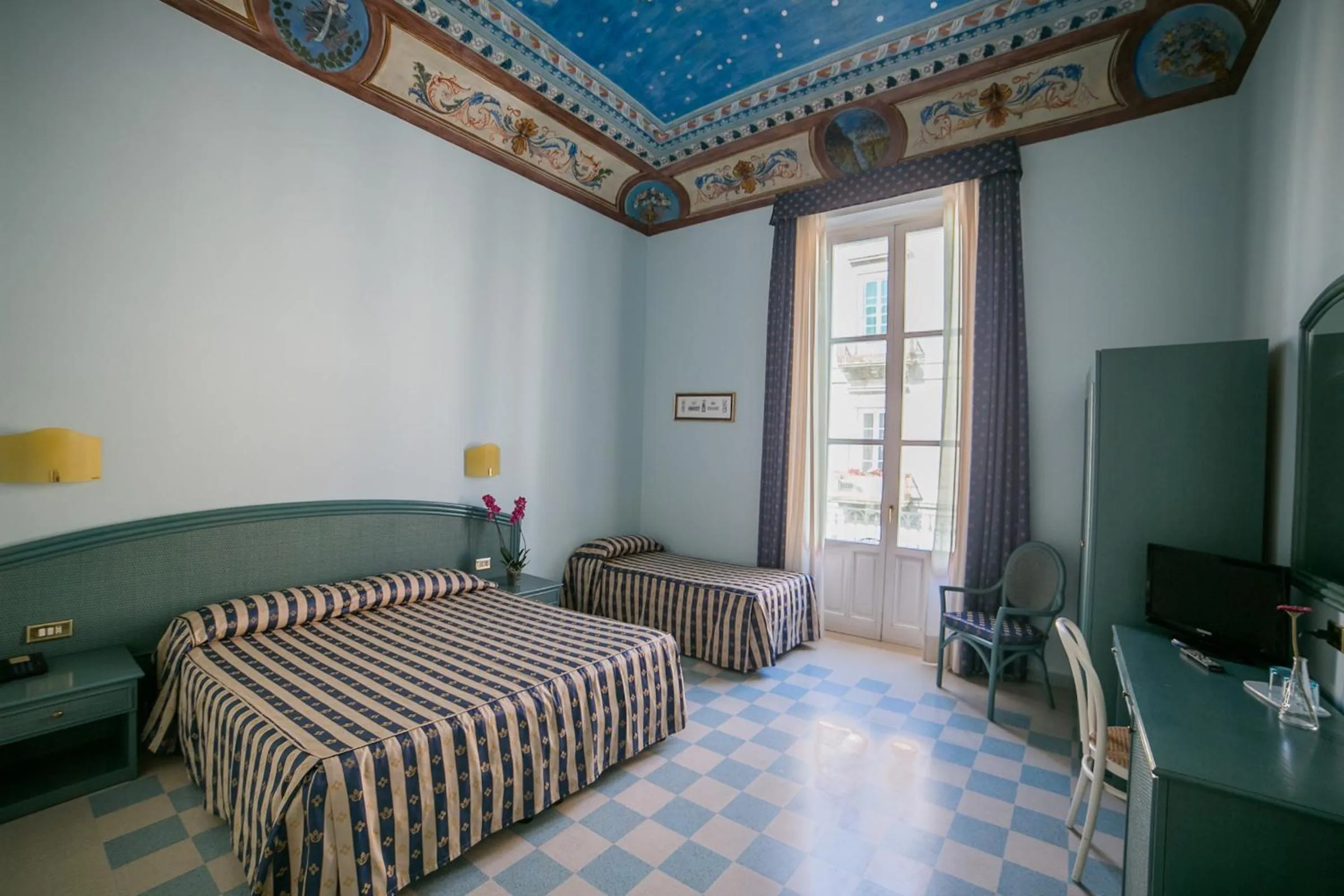 Decorative detail, Bed in Hotel Gran Bretagna Ortigia