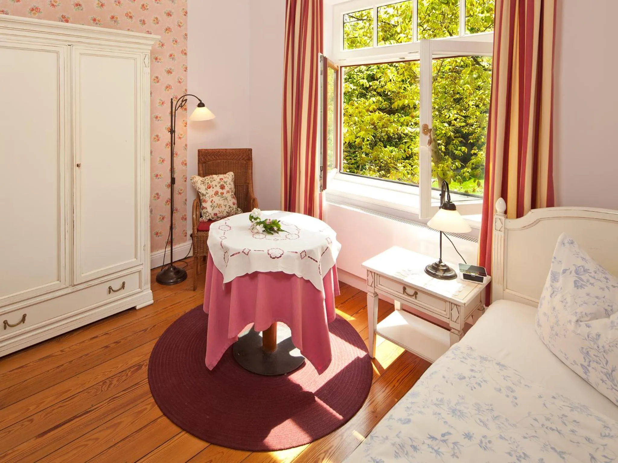 Bed in Hotel Villa Caldera