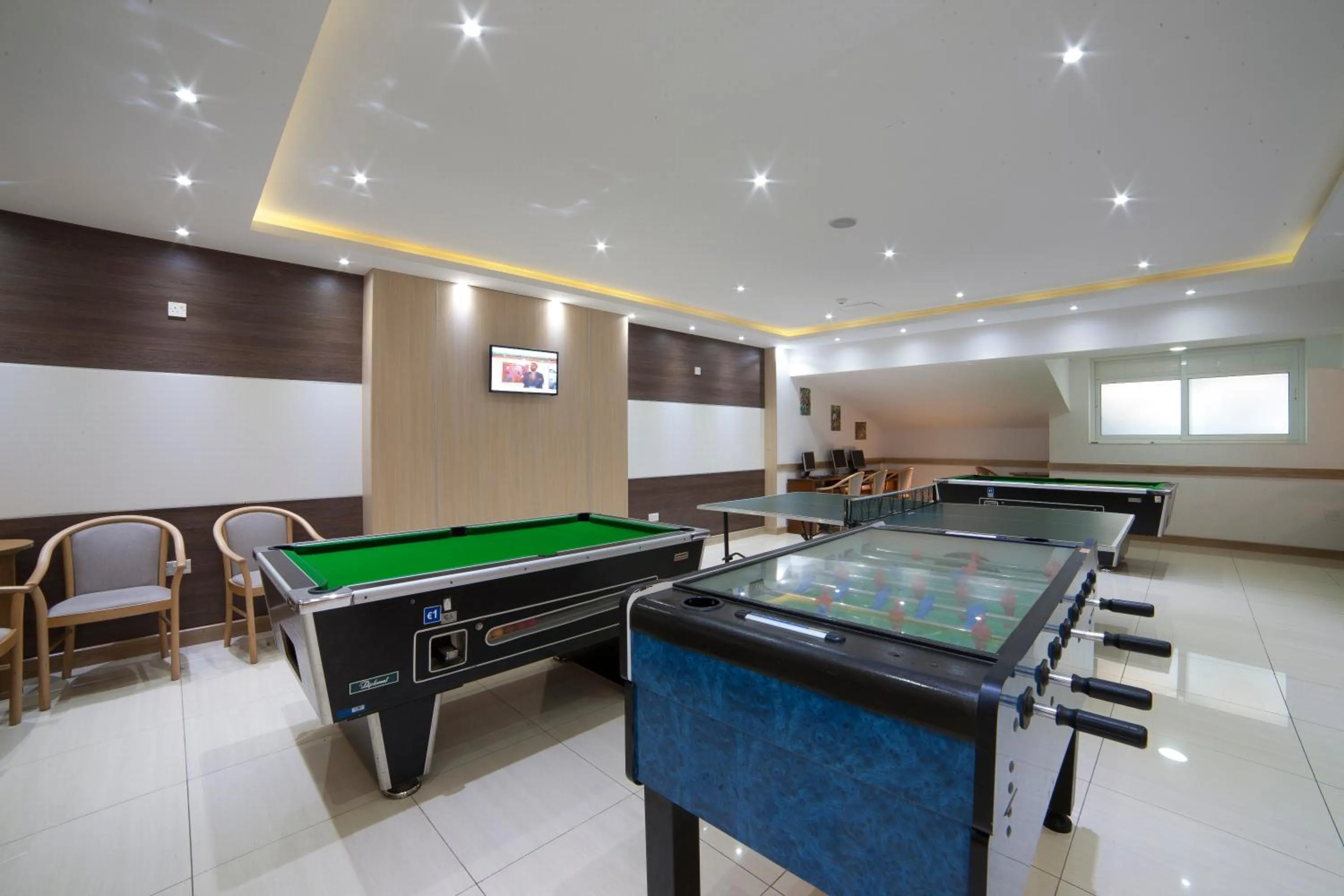 Game Room in Bella Vista Hotel