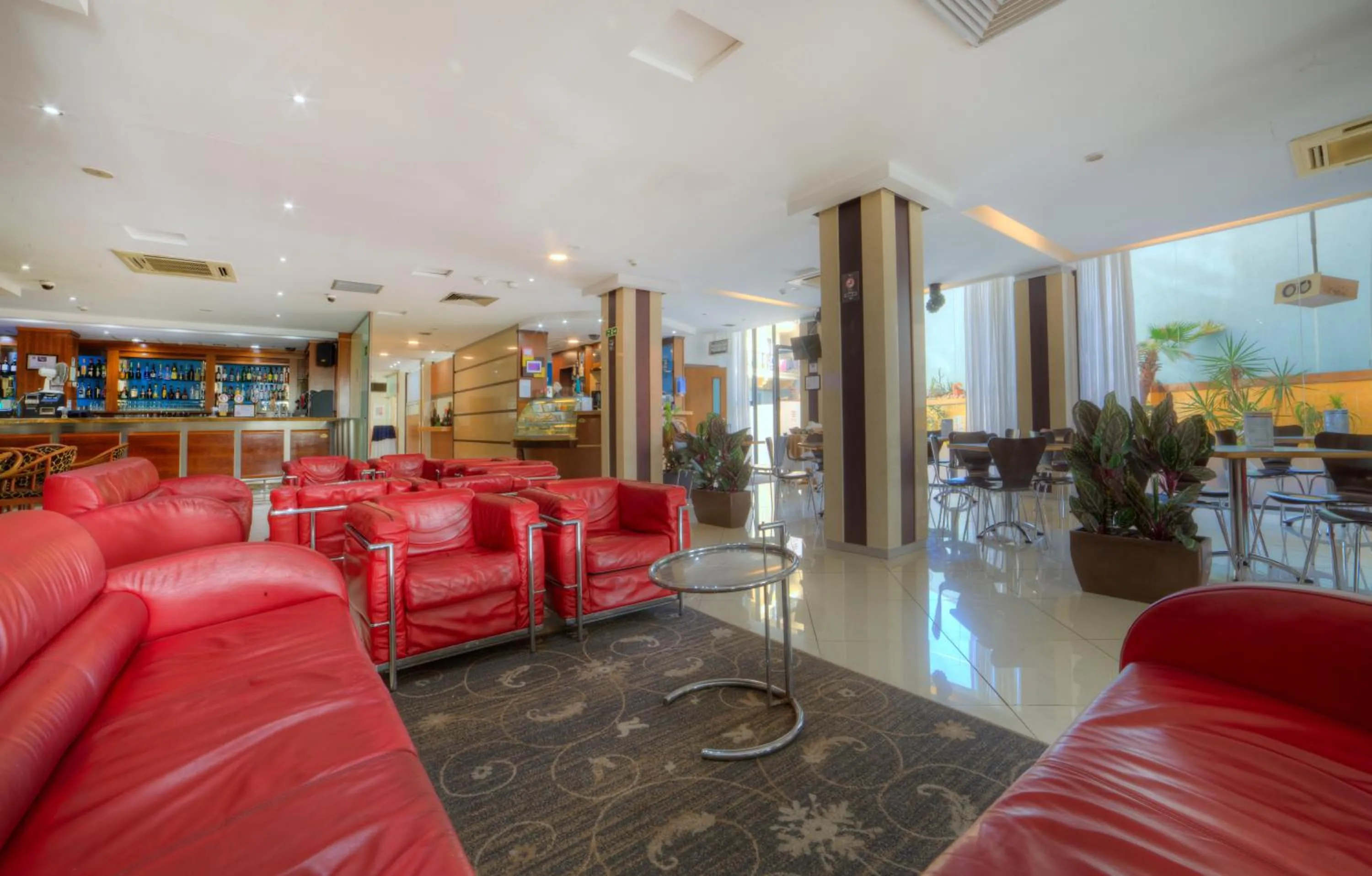 Property building in Bella Vista Hotel