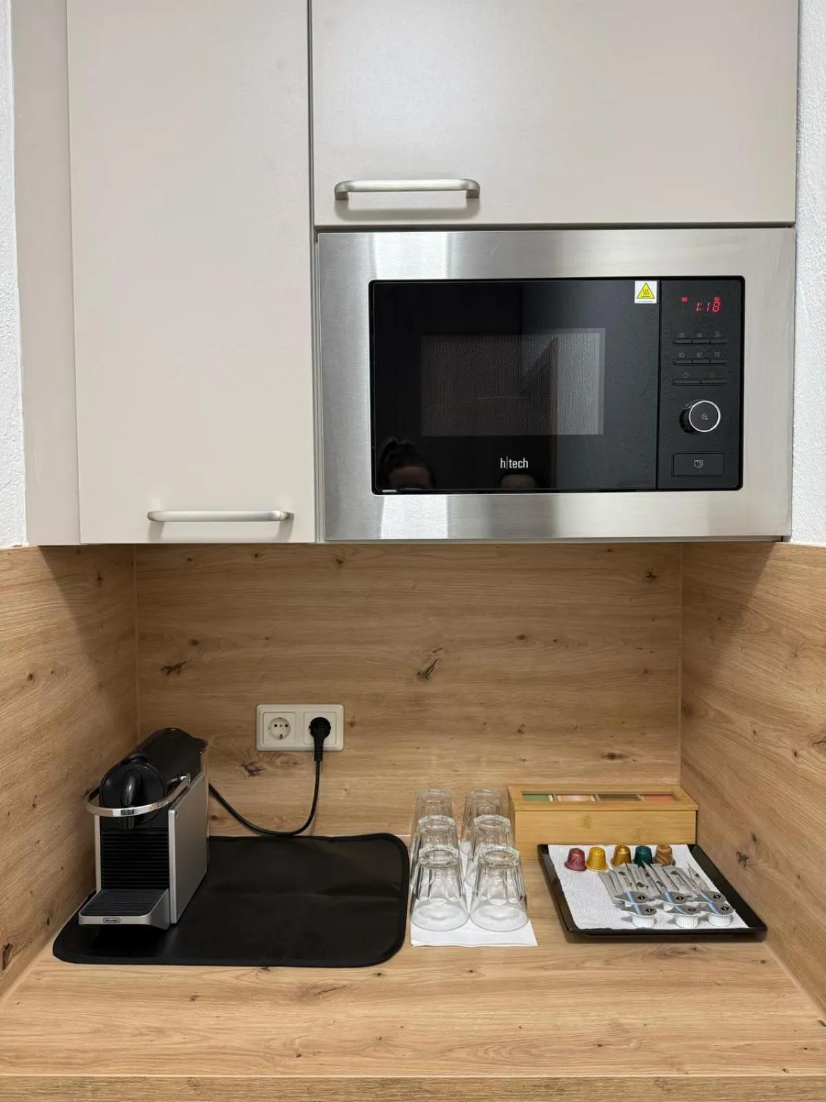 Coffee/tea facilities in Gästehaus Rana