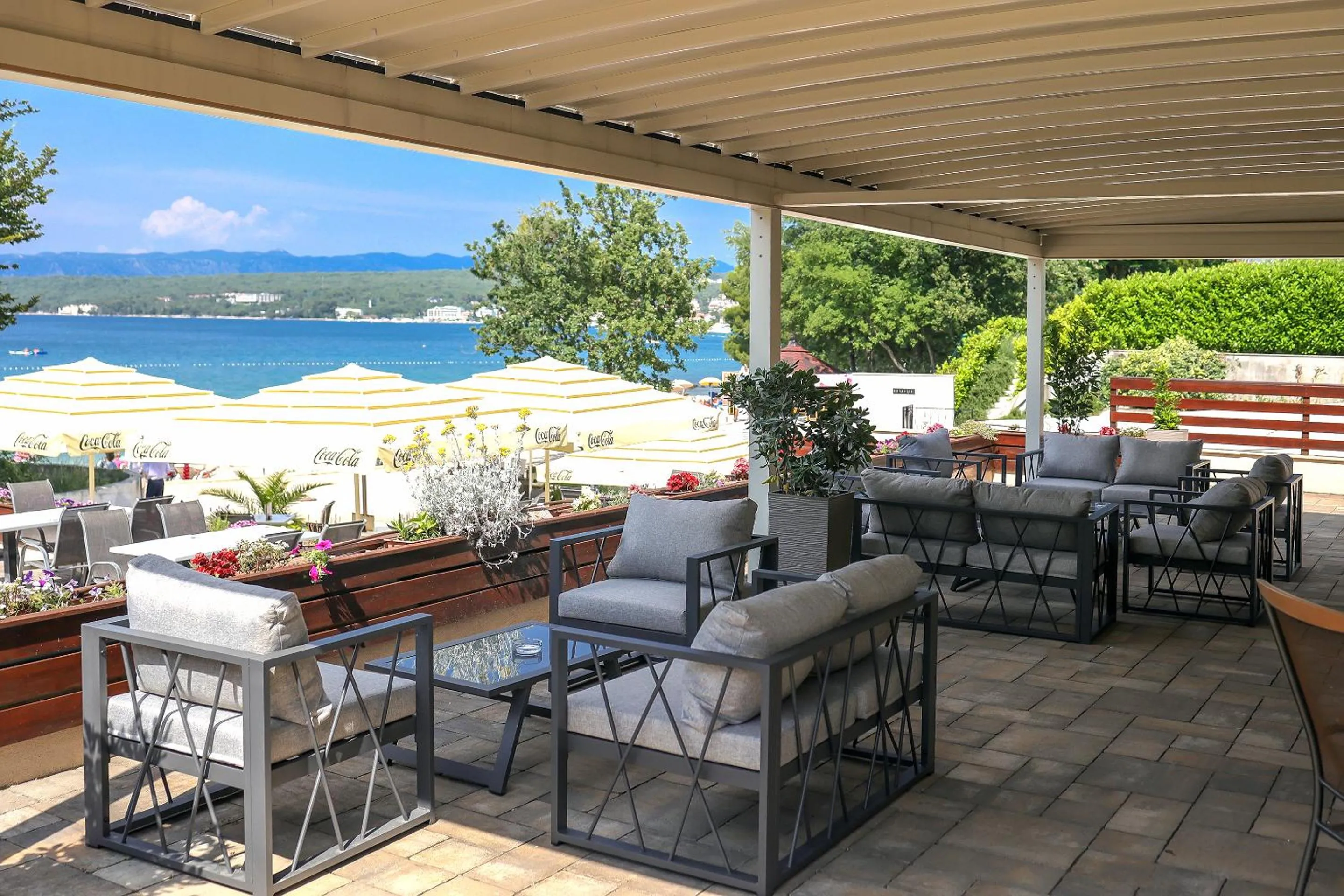 Balcony/Terrace in Blue Waves Resort