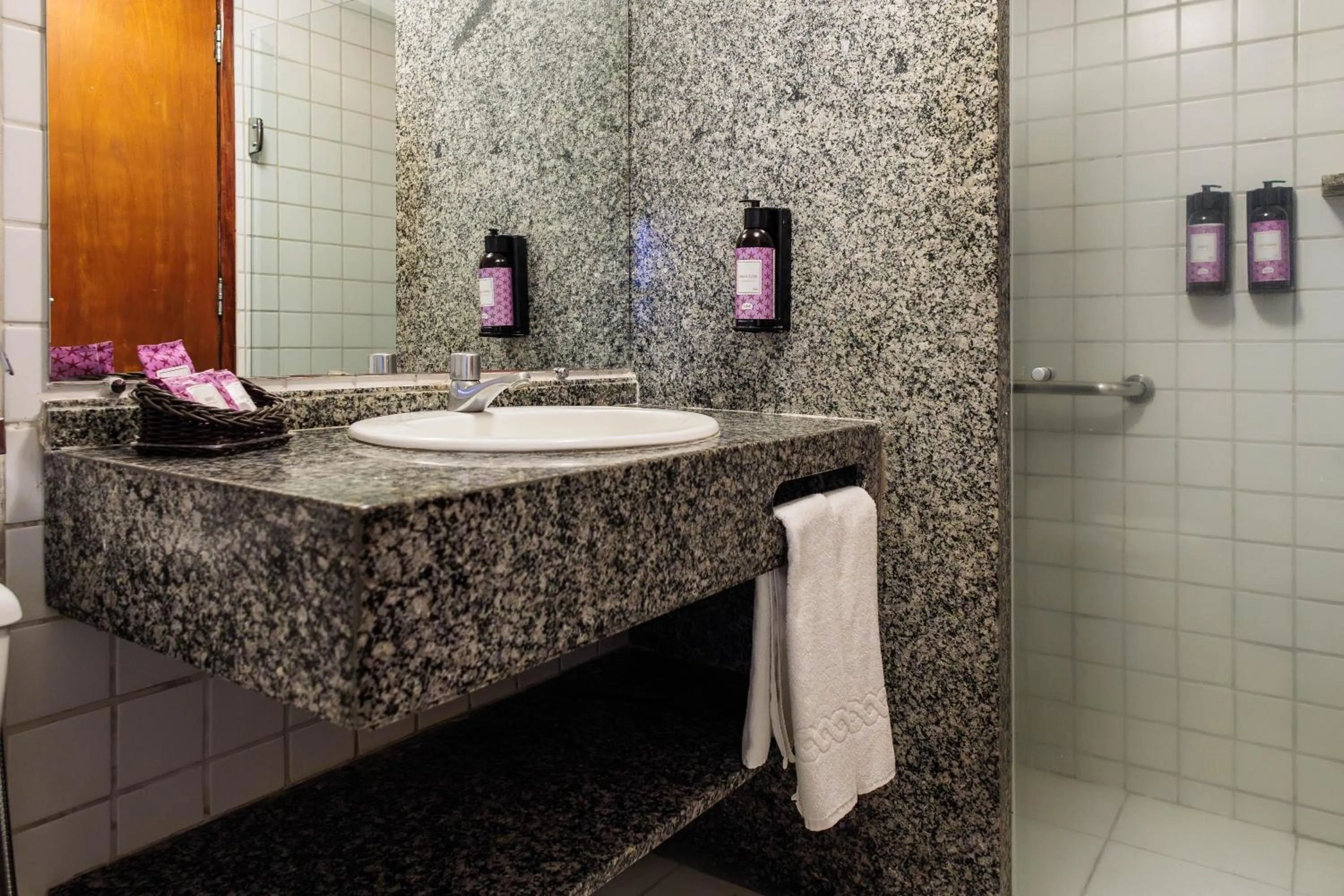 Bathroom in Hotel Solar Porto de Galinhas