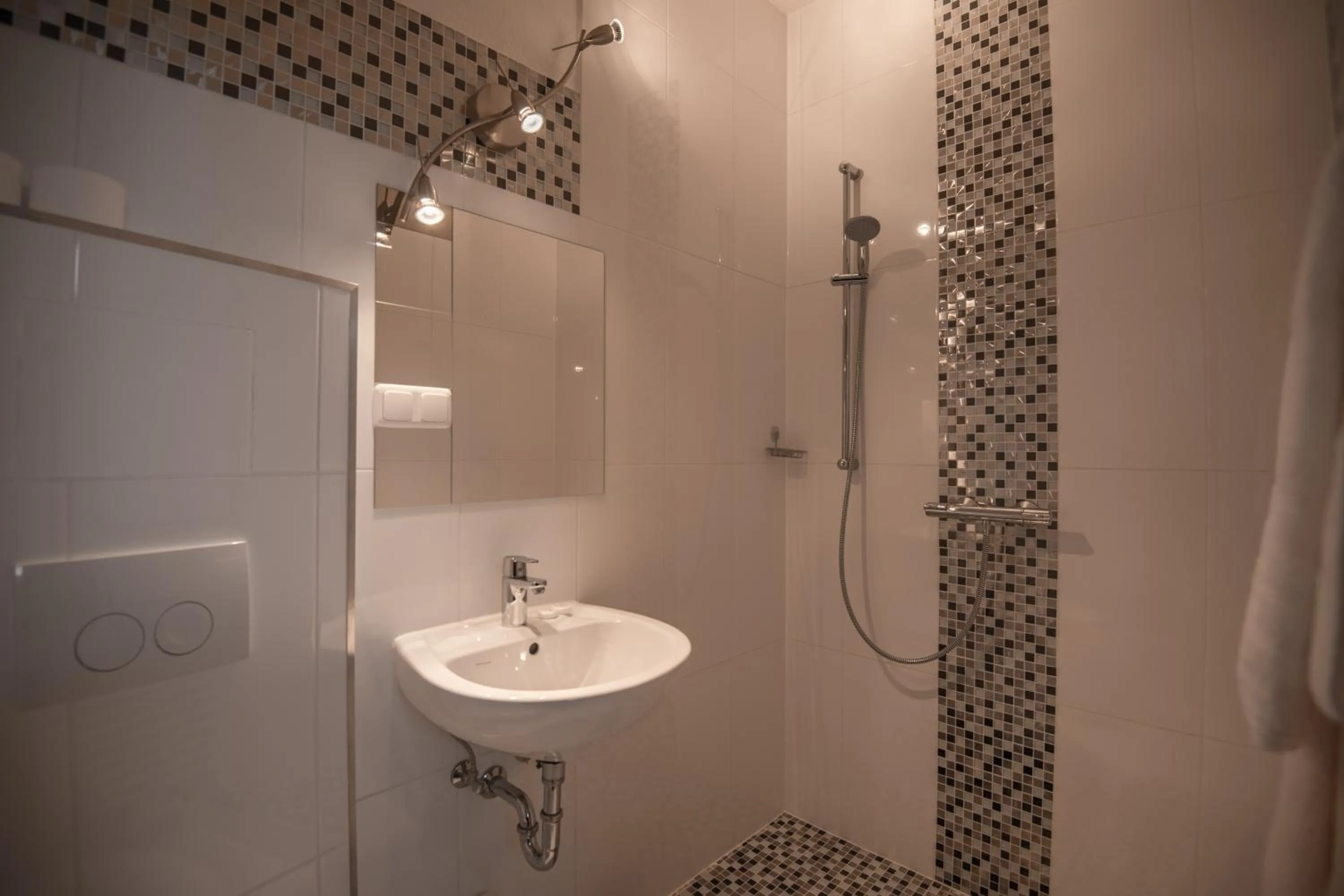 Bathroom in Drei Bären Hotel & Apartments