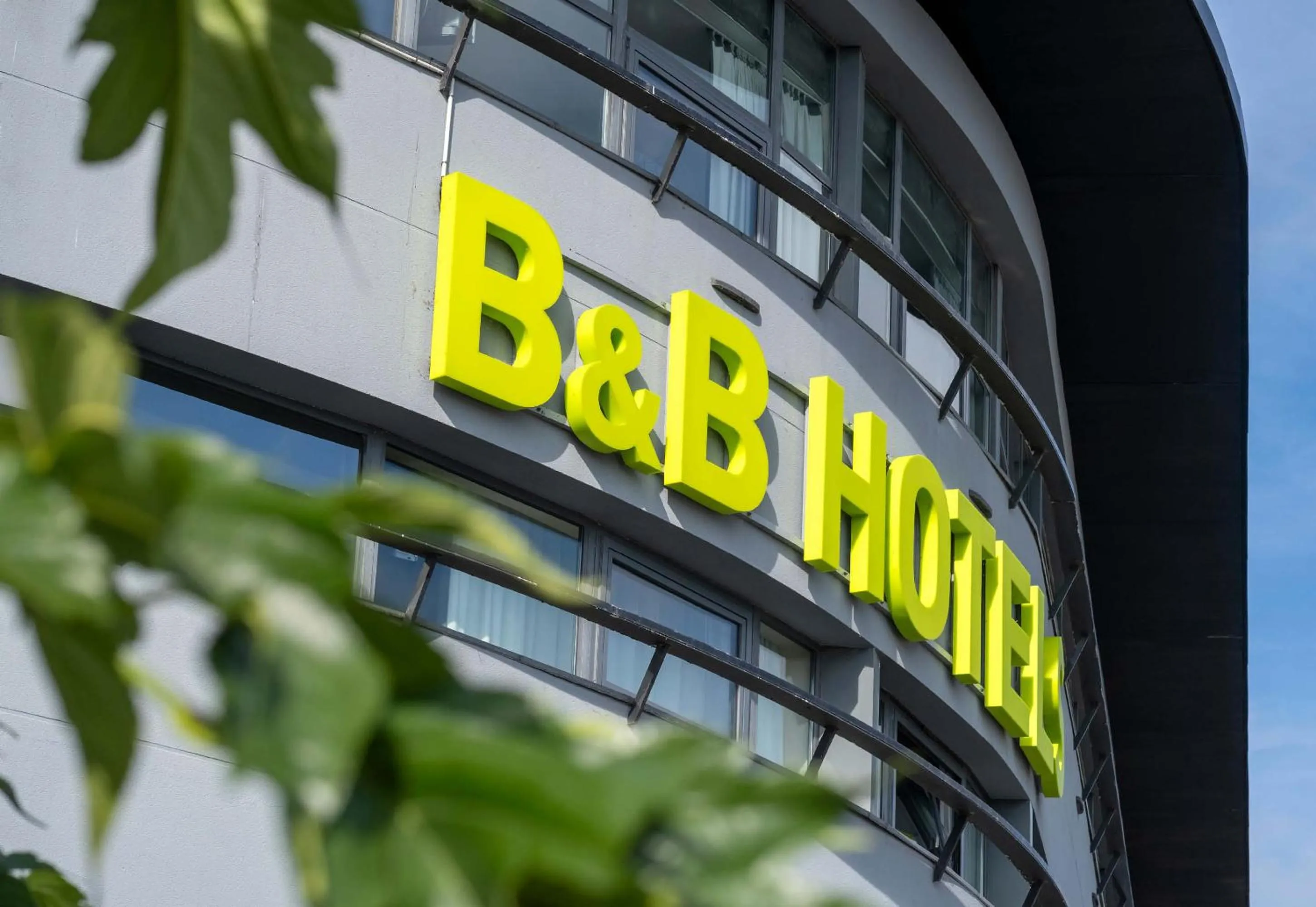 Property building in B&B HOTEL La Rochelle Centre Les Minimes