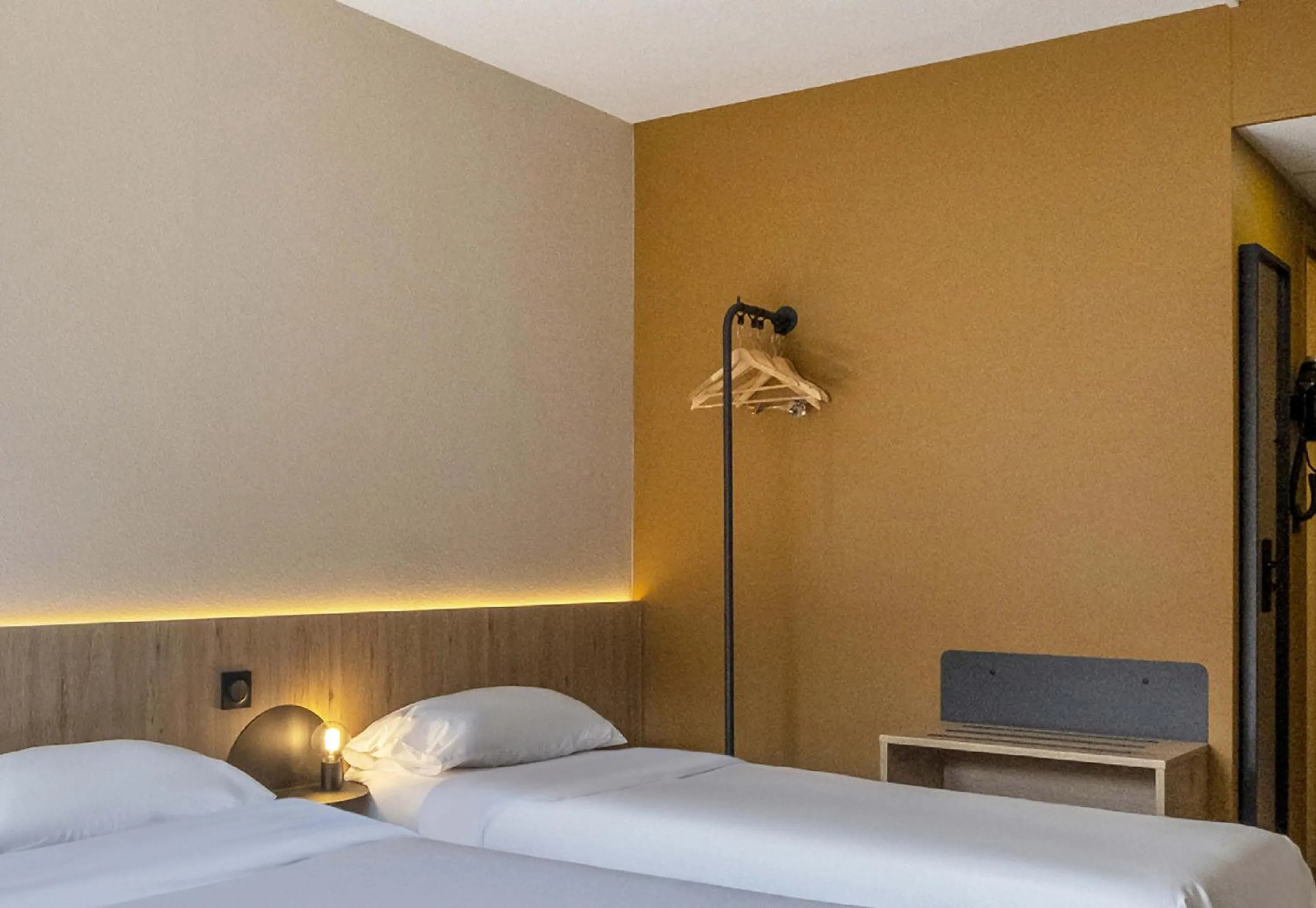 Bedroom, Bed in B&B HOTEL La Rochelle Centre Les Minimes