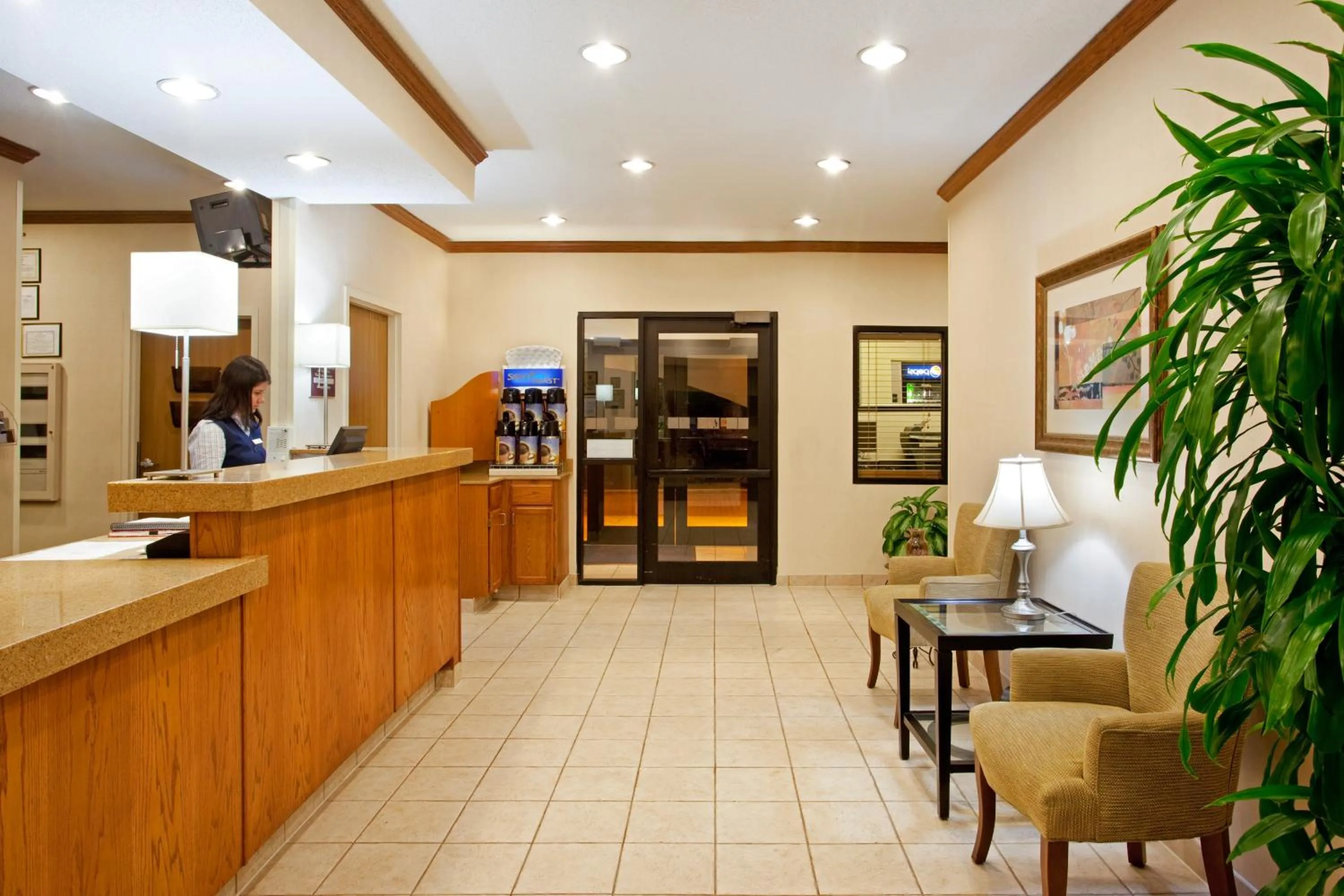 Lobby or reception in Baymont by Wyndham Merrillville