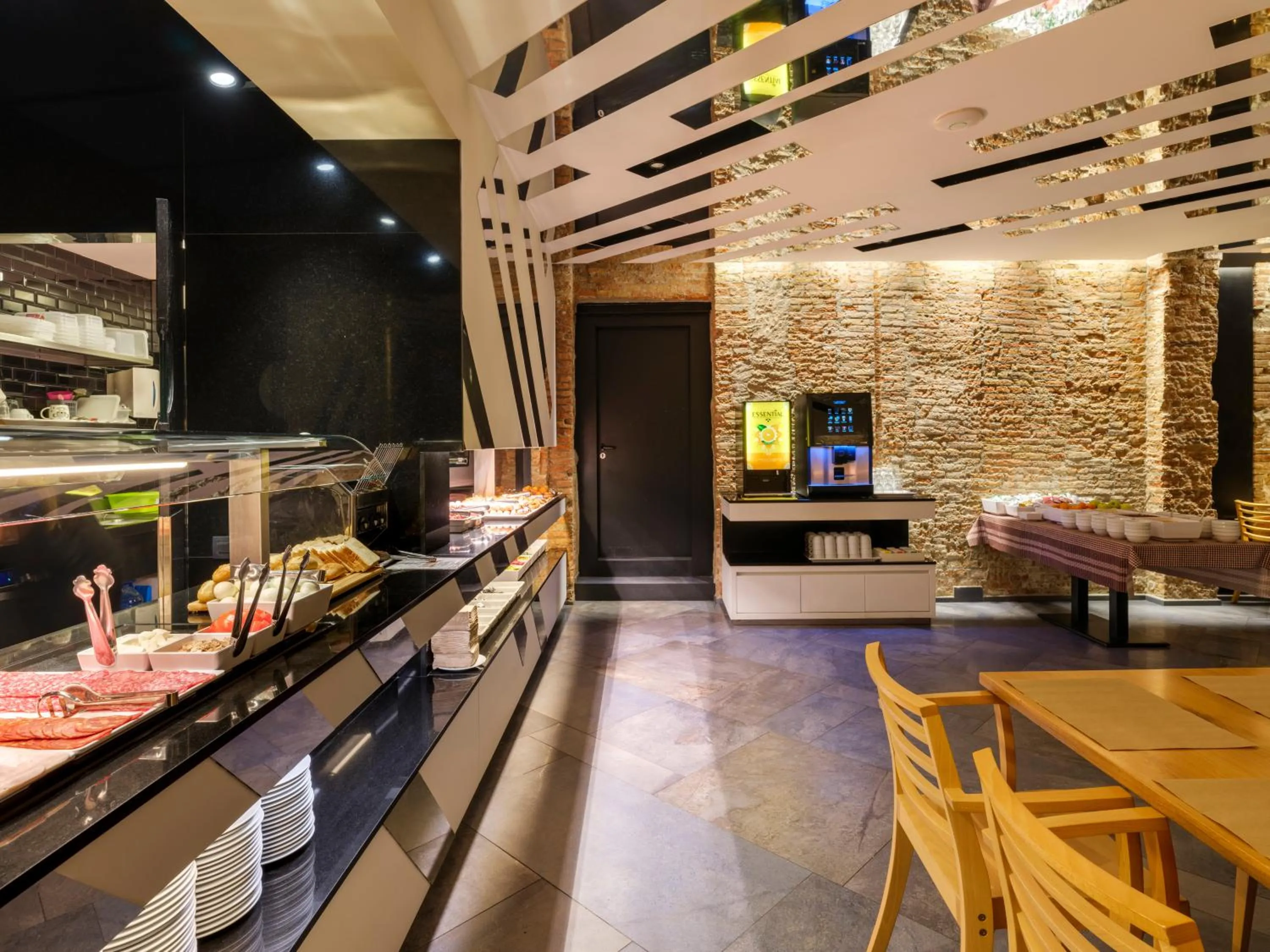 Food and drinks in Barcelona House