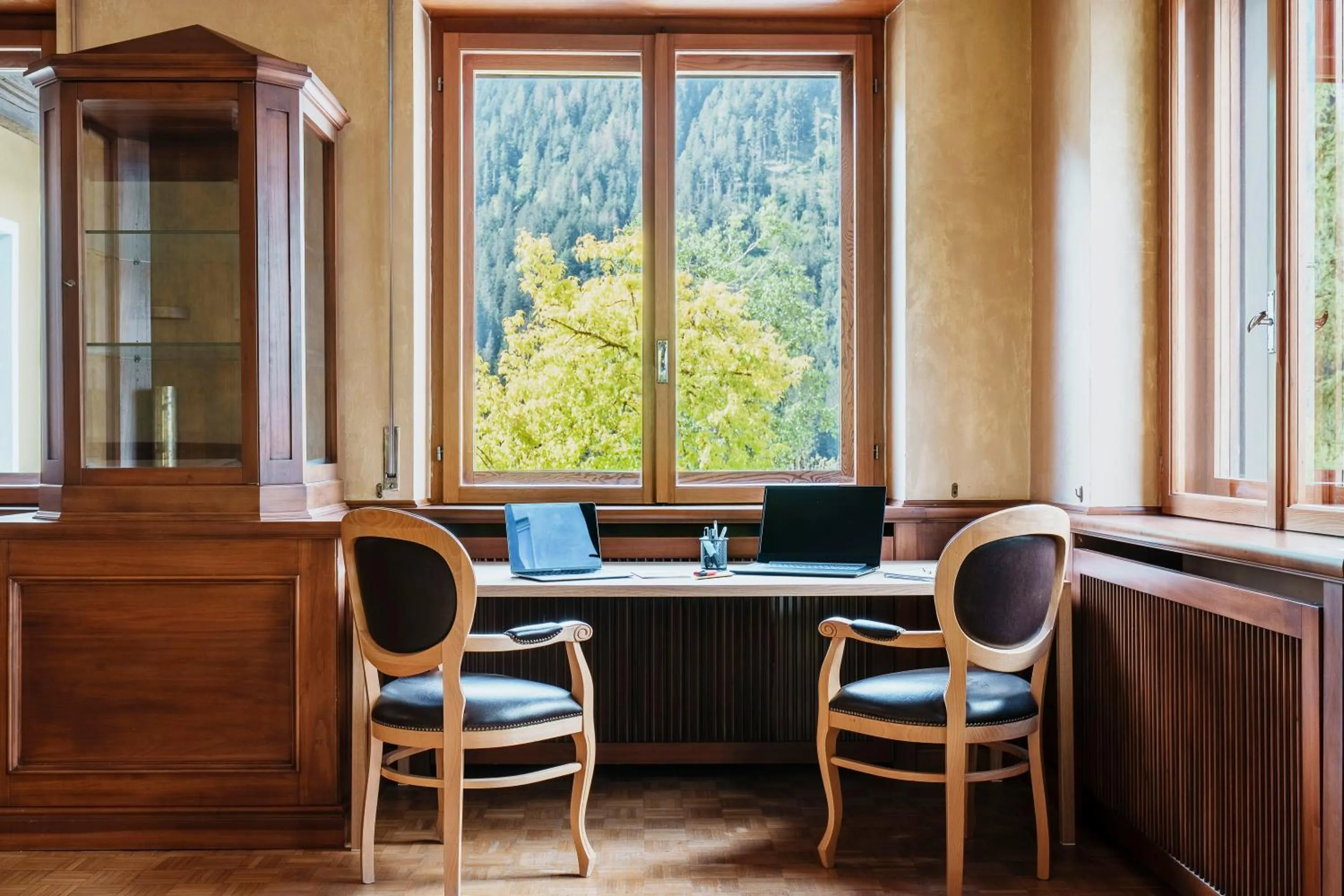 Seating area in HOTEL AURONZO - outdoor basecamp
