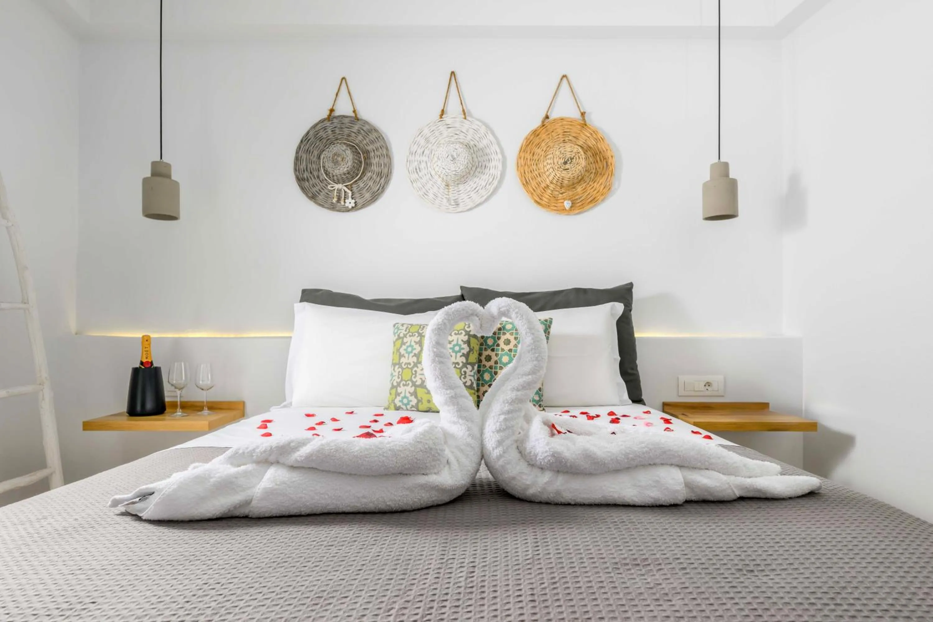 Bedroom, Bed in Margaret of Naxos