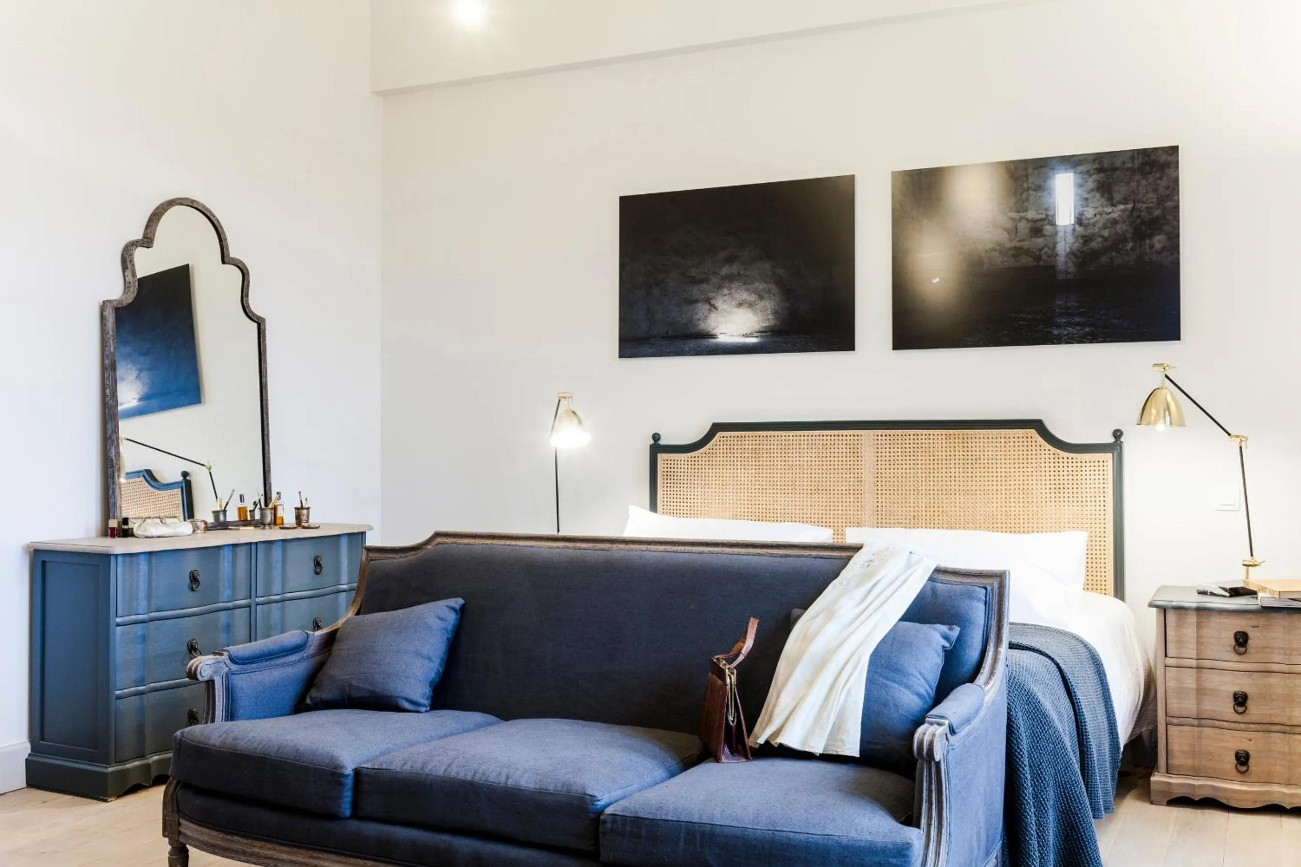 Bedroom in Château St Pierre de Serjac