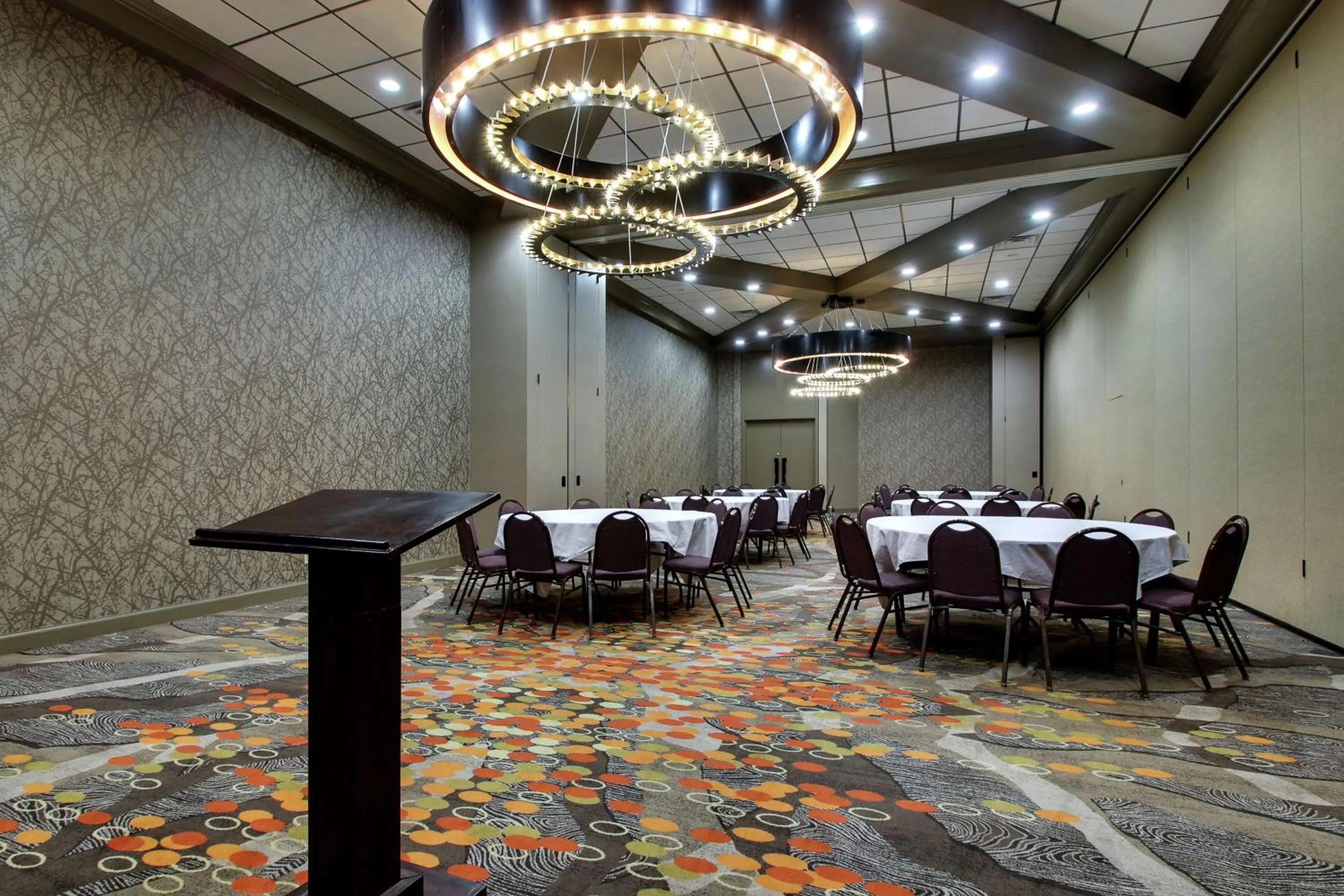 Meeting/conference room in Doubletree By Hilton Mt. Vernon