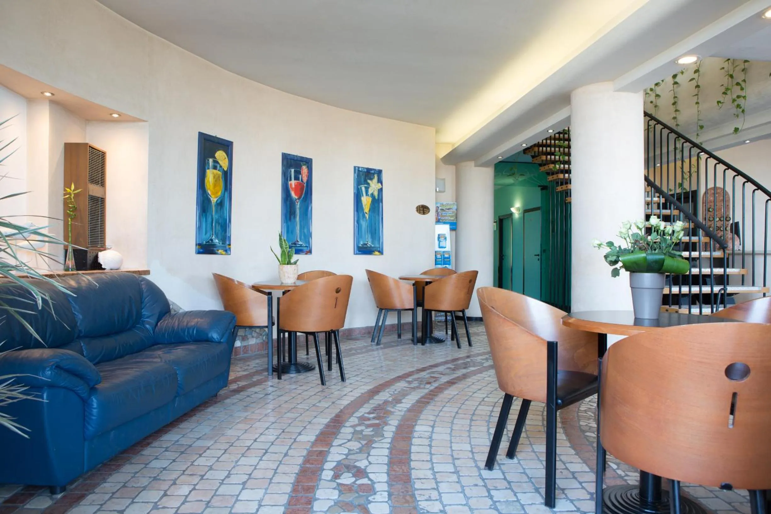 Lounge or bar in Amba Hotel