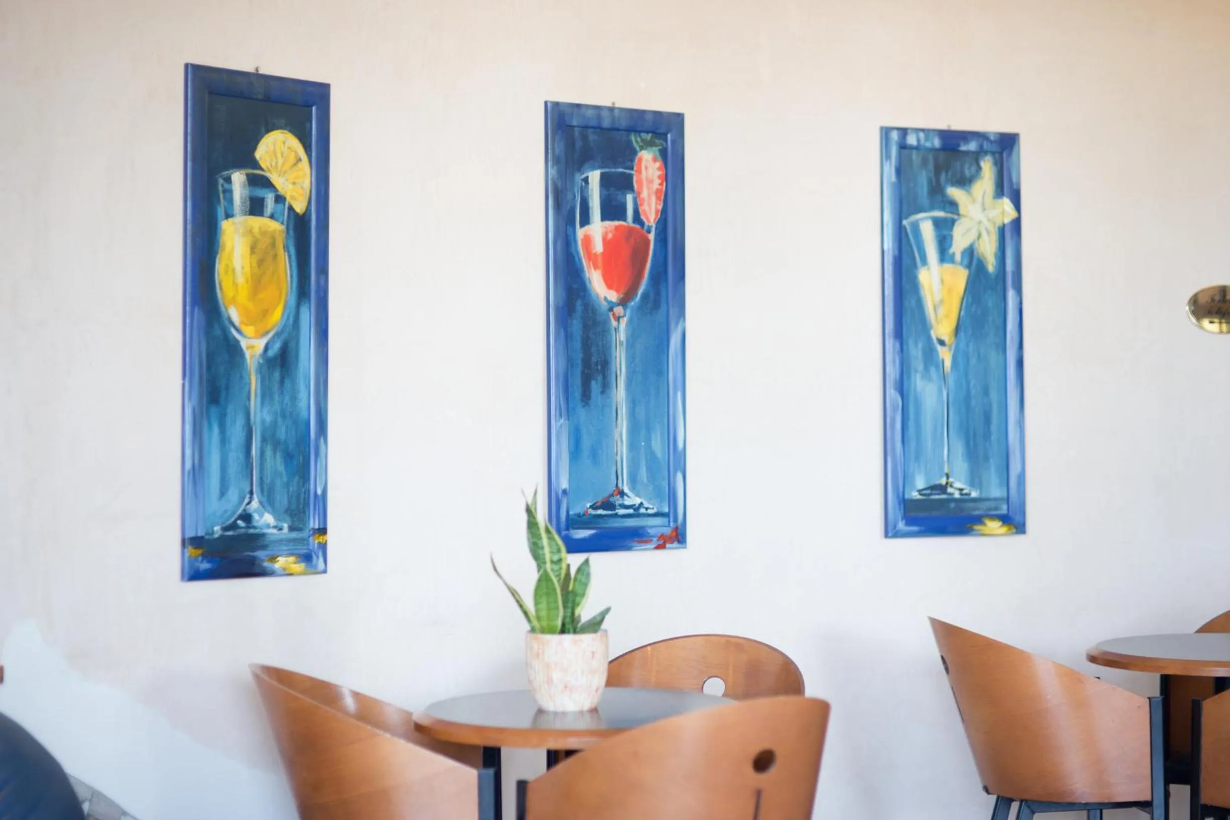 Lounge or bar in Amba Hotel