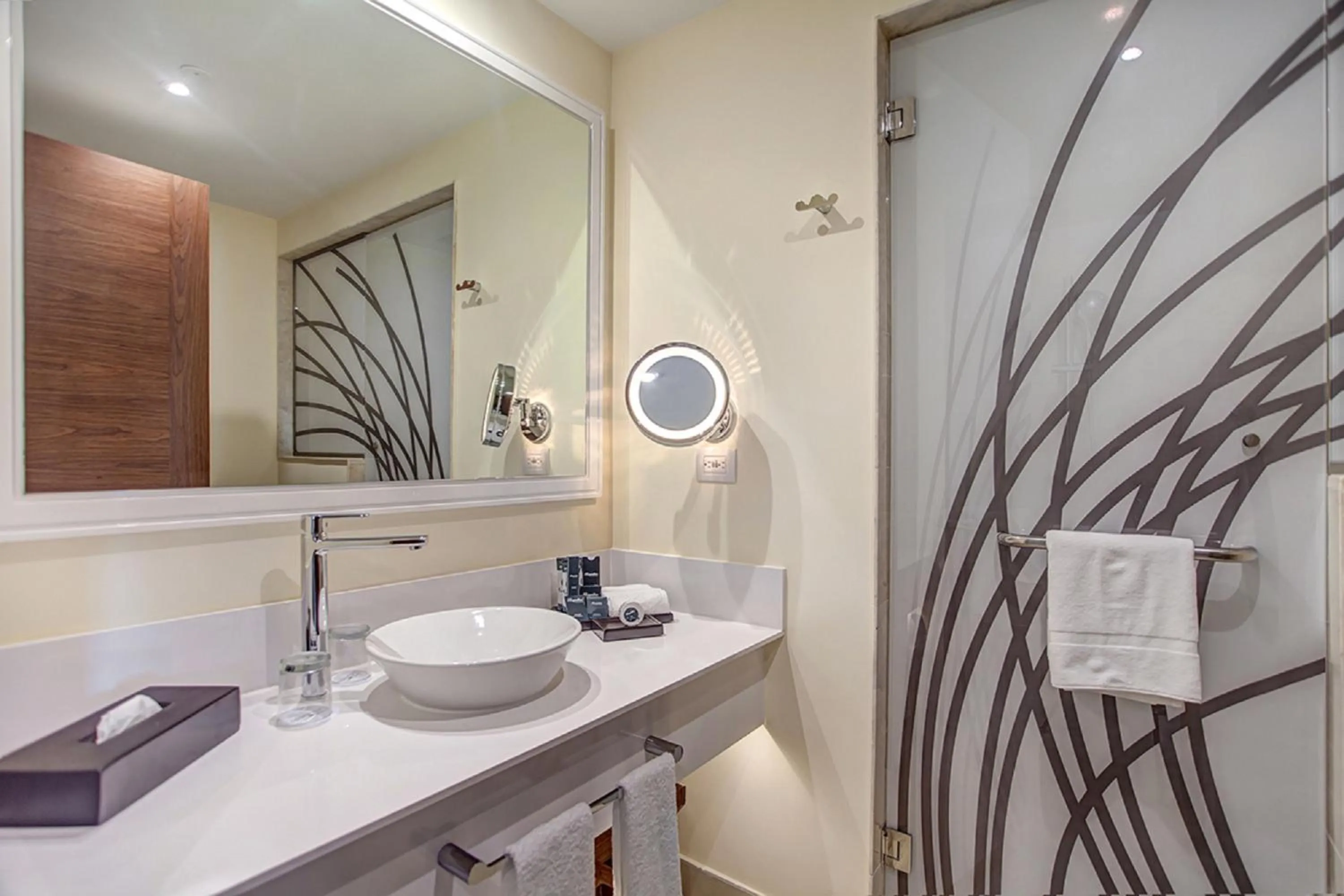 Bathroom in Royalton Hideaway Negril, An Autograph Collection All-Inclusive Resort - Adults Only