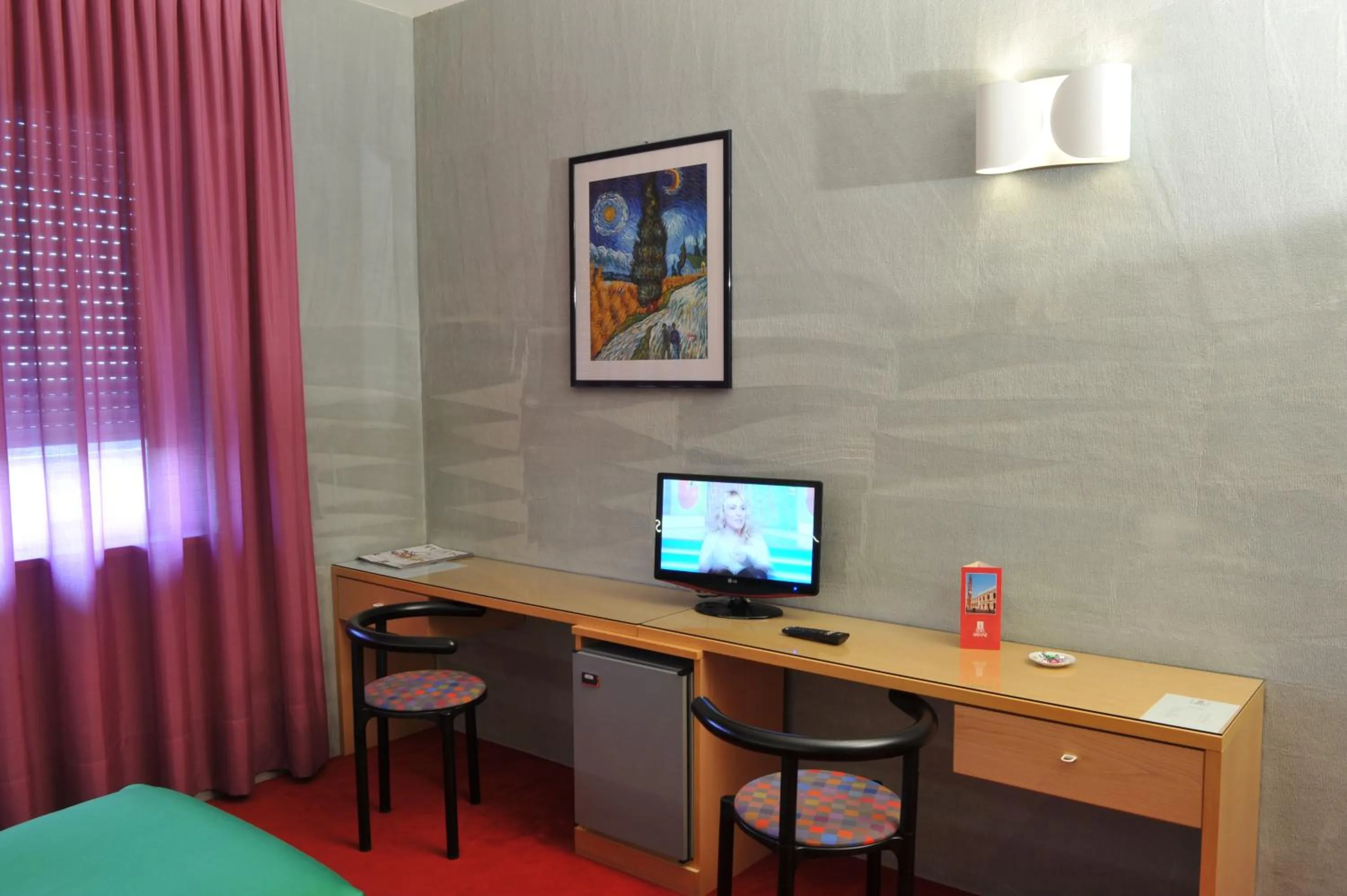 TV and multimedia in Hotel Ariane