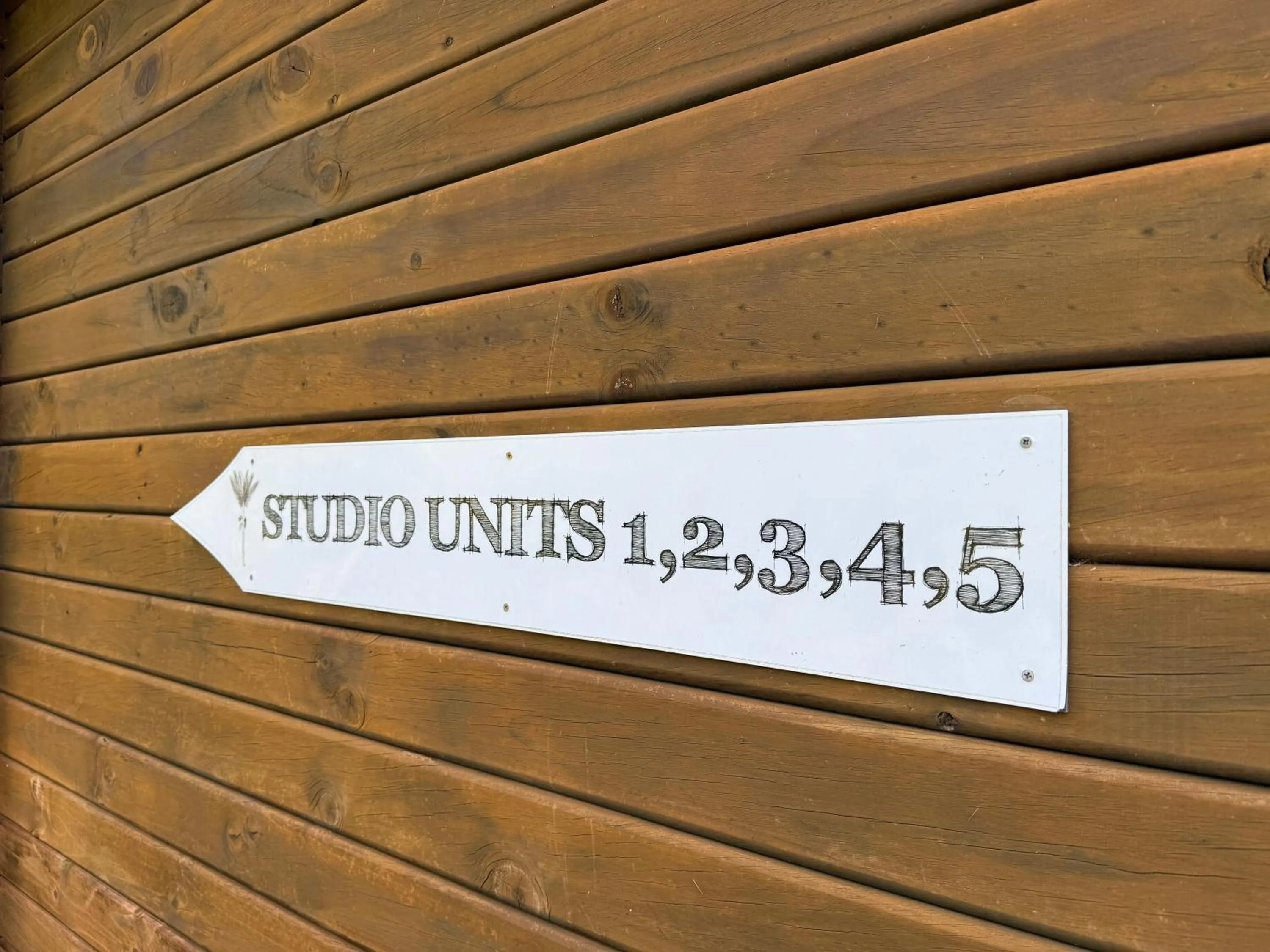 Property building in Paparoa Park Motel