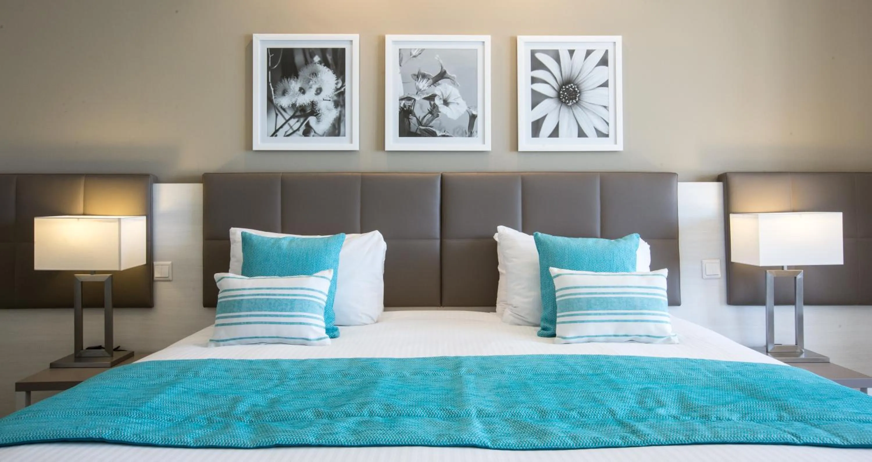 Bedroom, Bed in Salini Resort