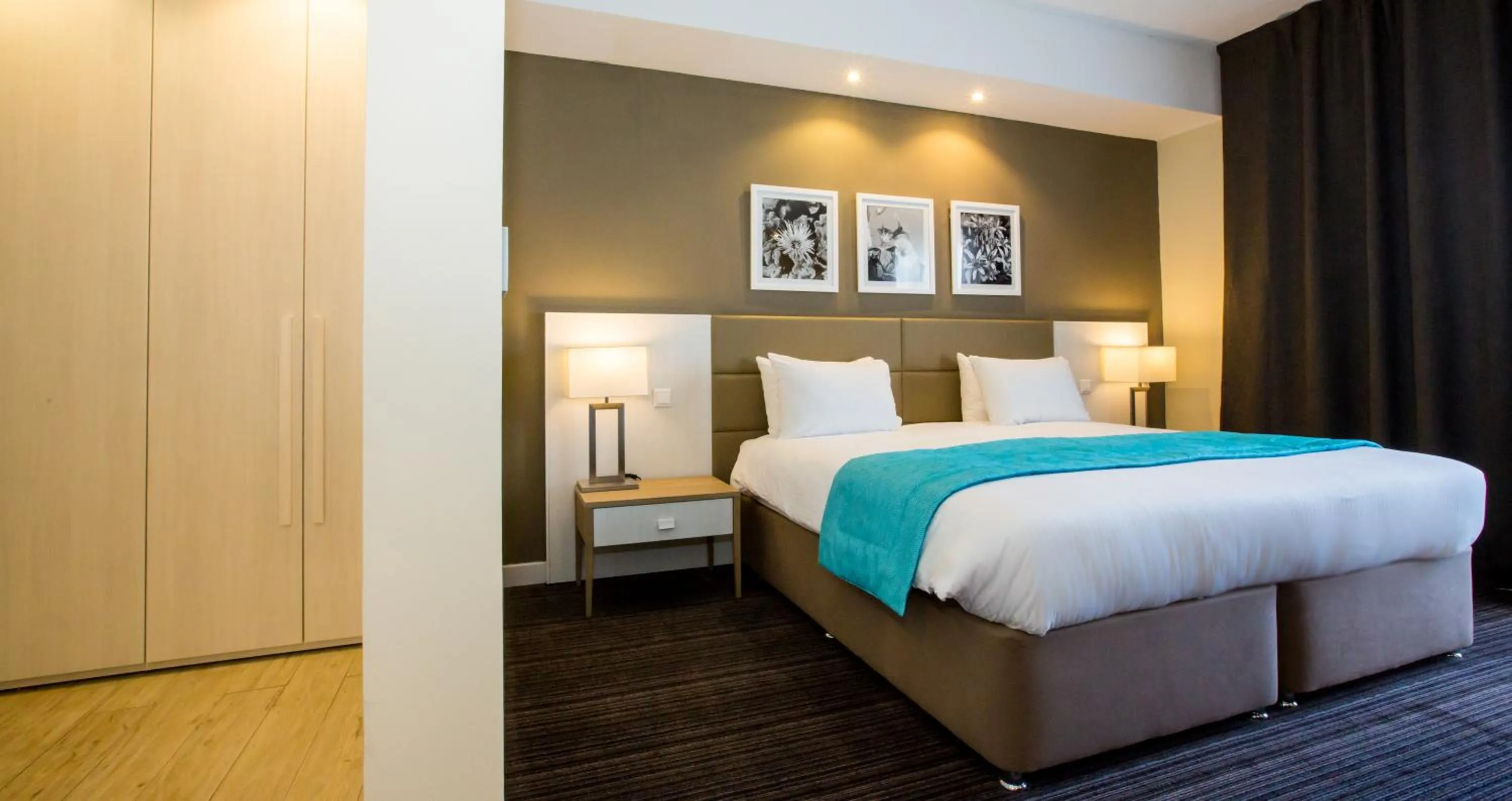 Bedroom, Bed in Salini Resort