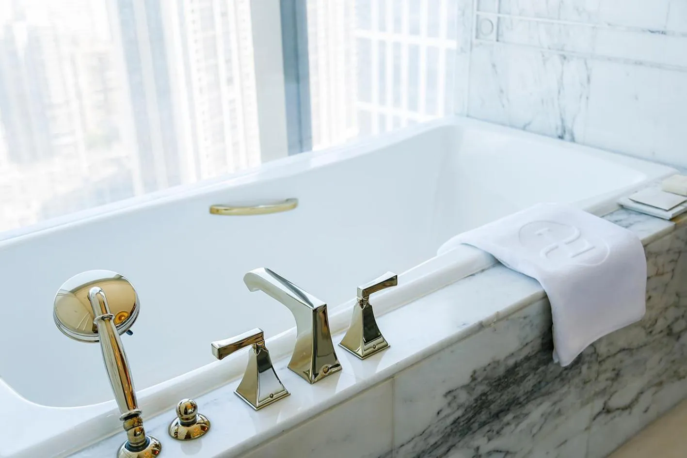 Bath in The Langham Haikou