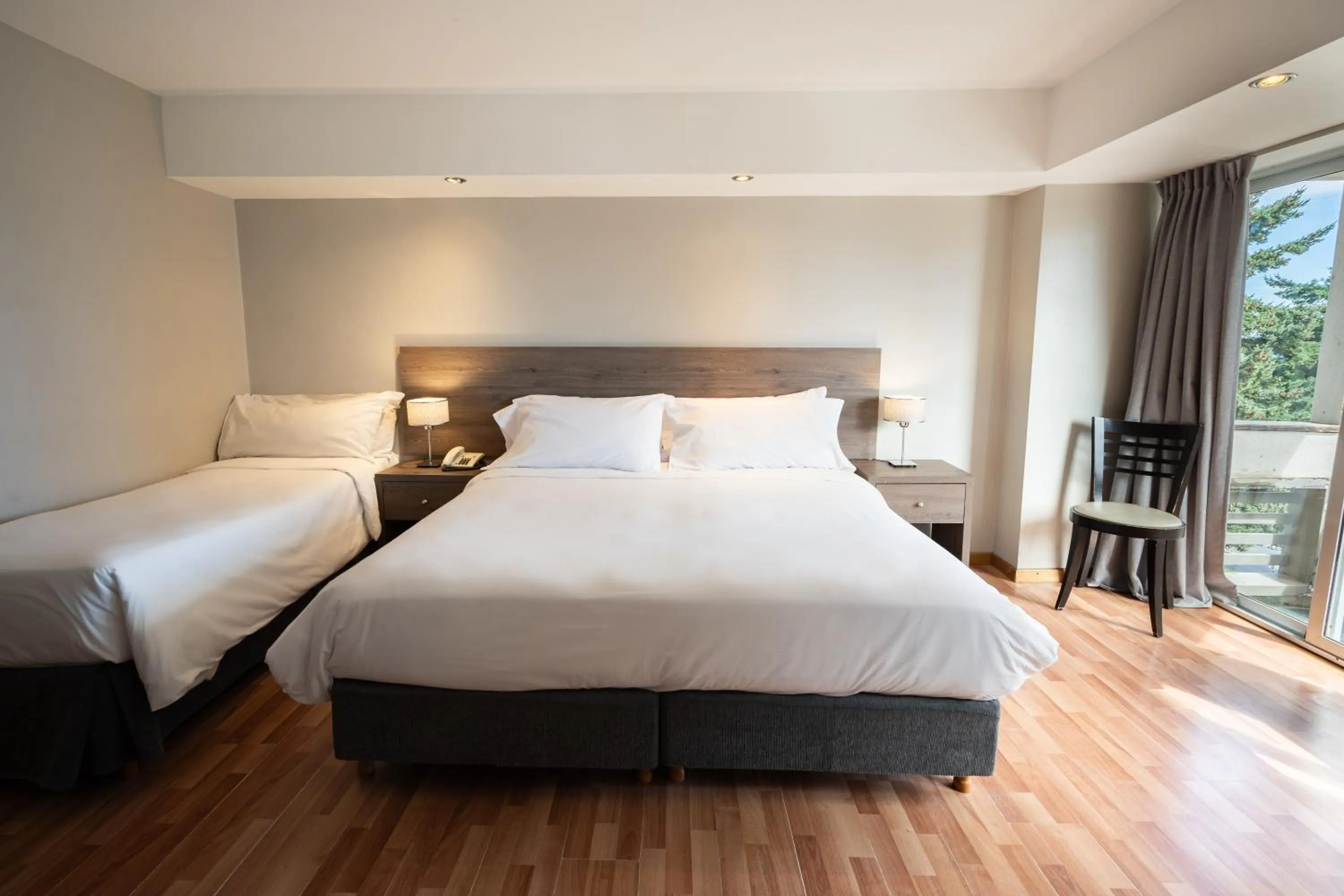 Bedroom, Bed in Hotel Alt Interlaken