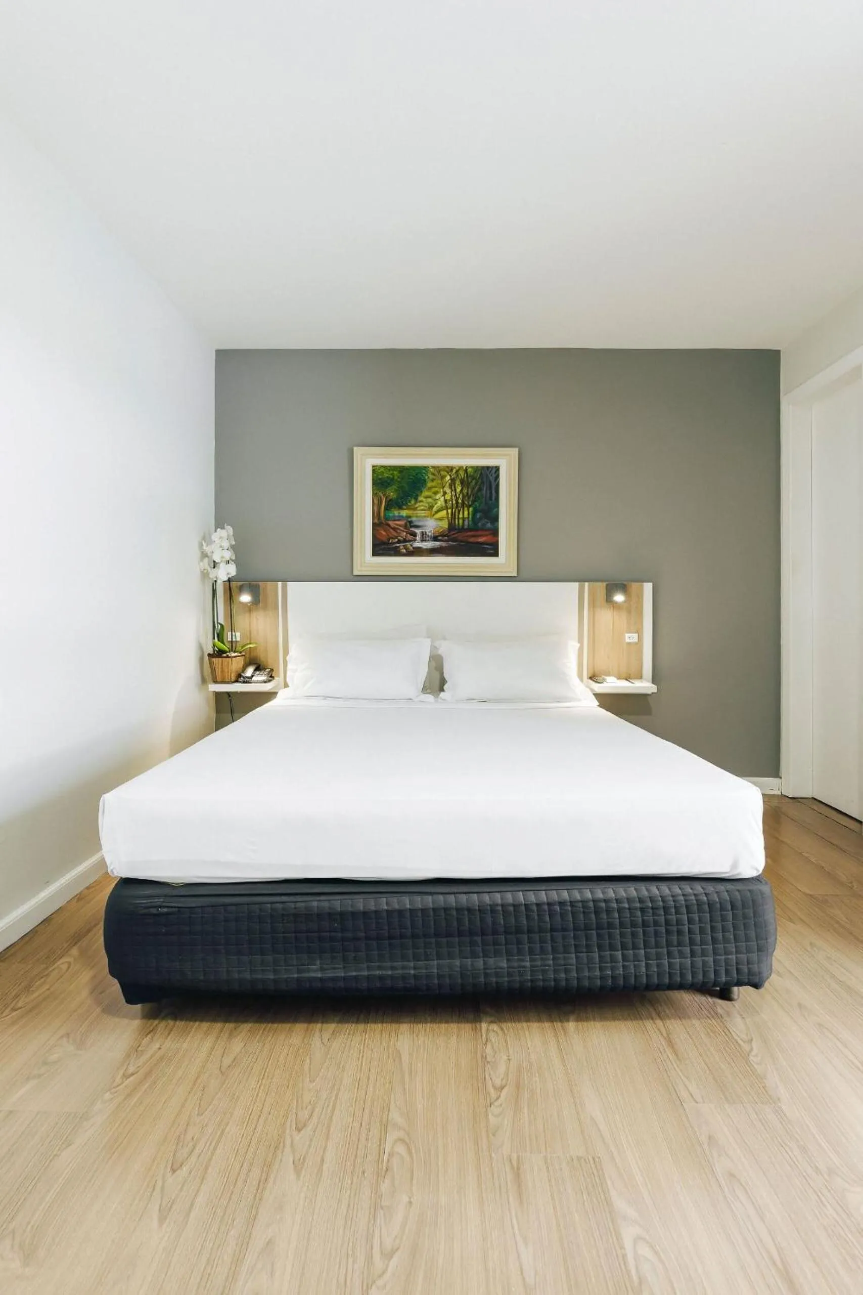 Bed in Bristol Upper Curitiba Alto da XV