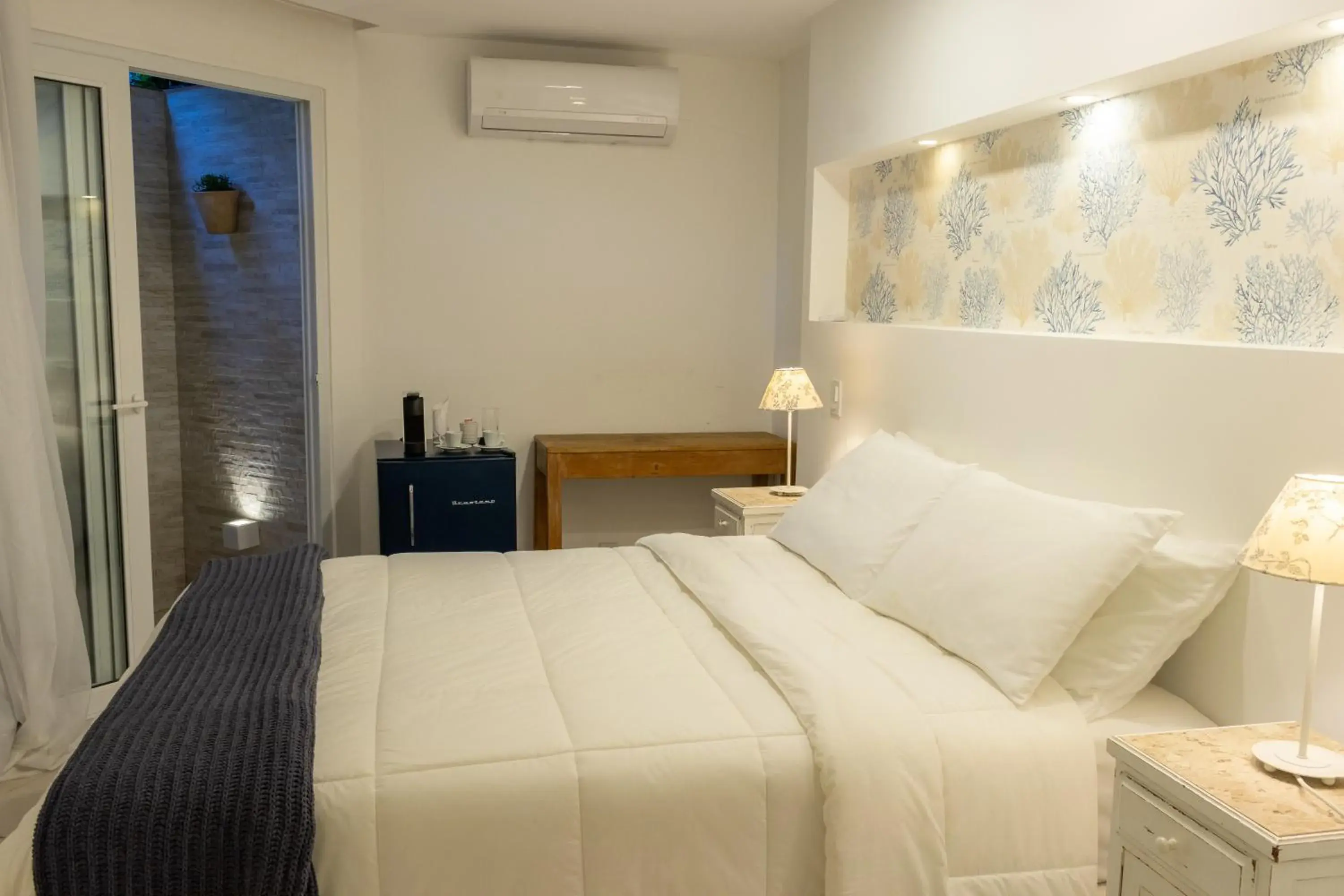 Standard Double Room in Auberge de la Langouste Standard Double Room in Auberge de la Langouste