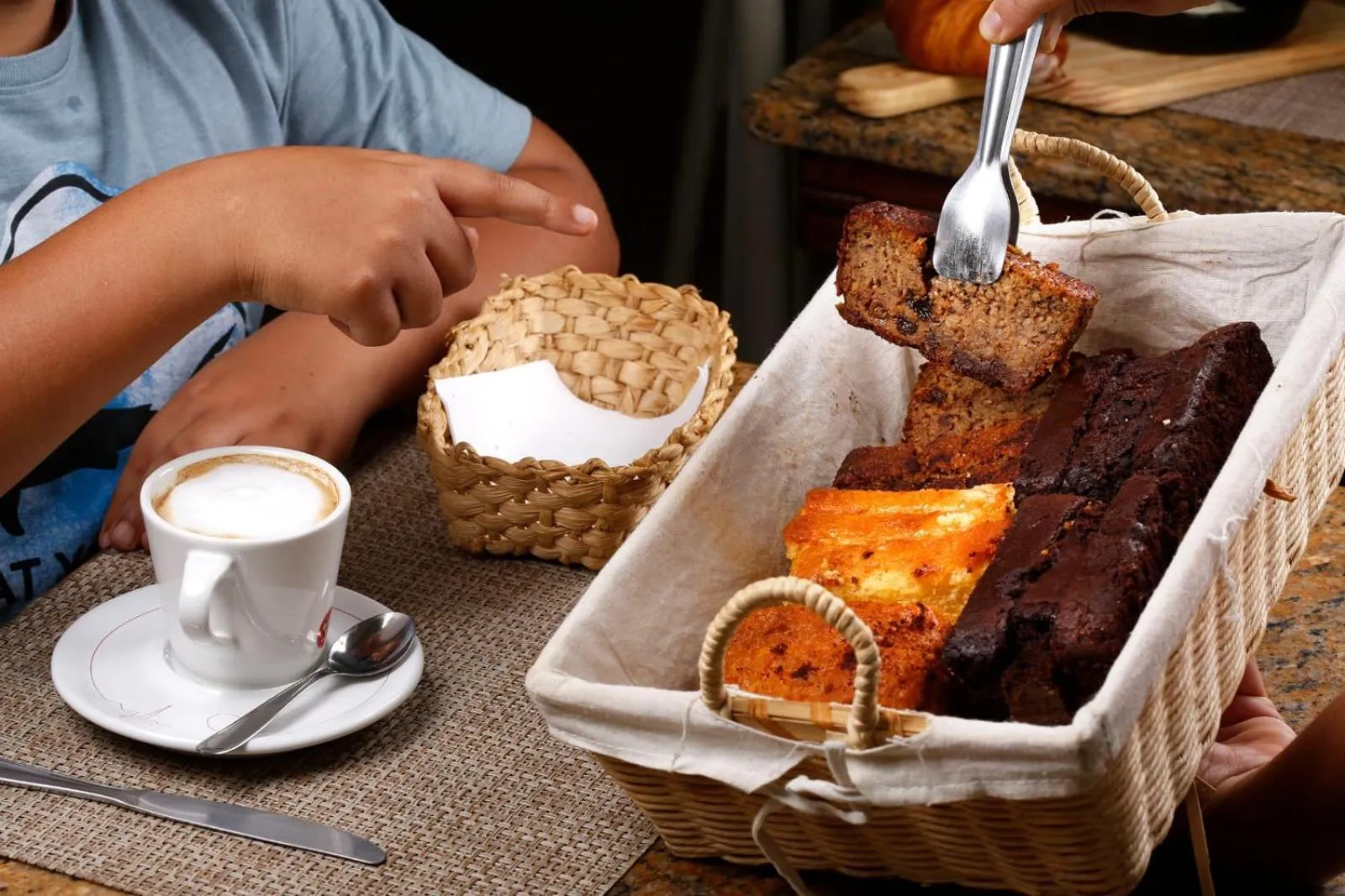 Breakfast in Auberge de la Langouste