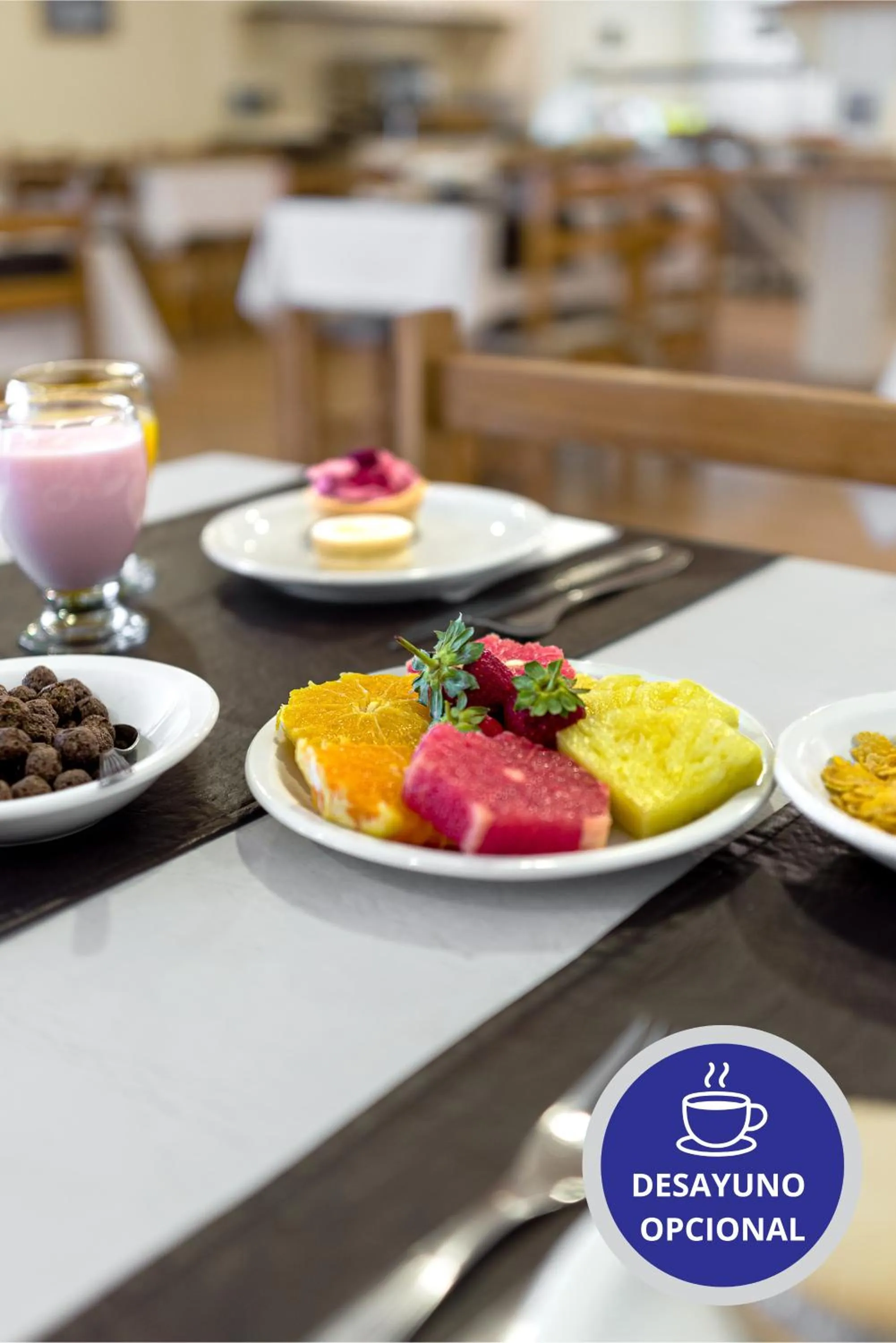 Buffet breakfast in Soft Bariloche Hotel