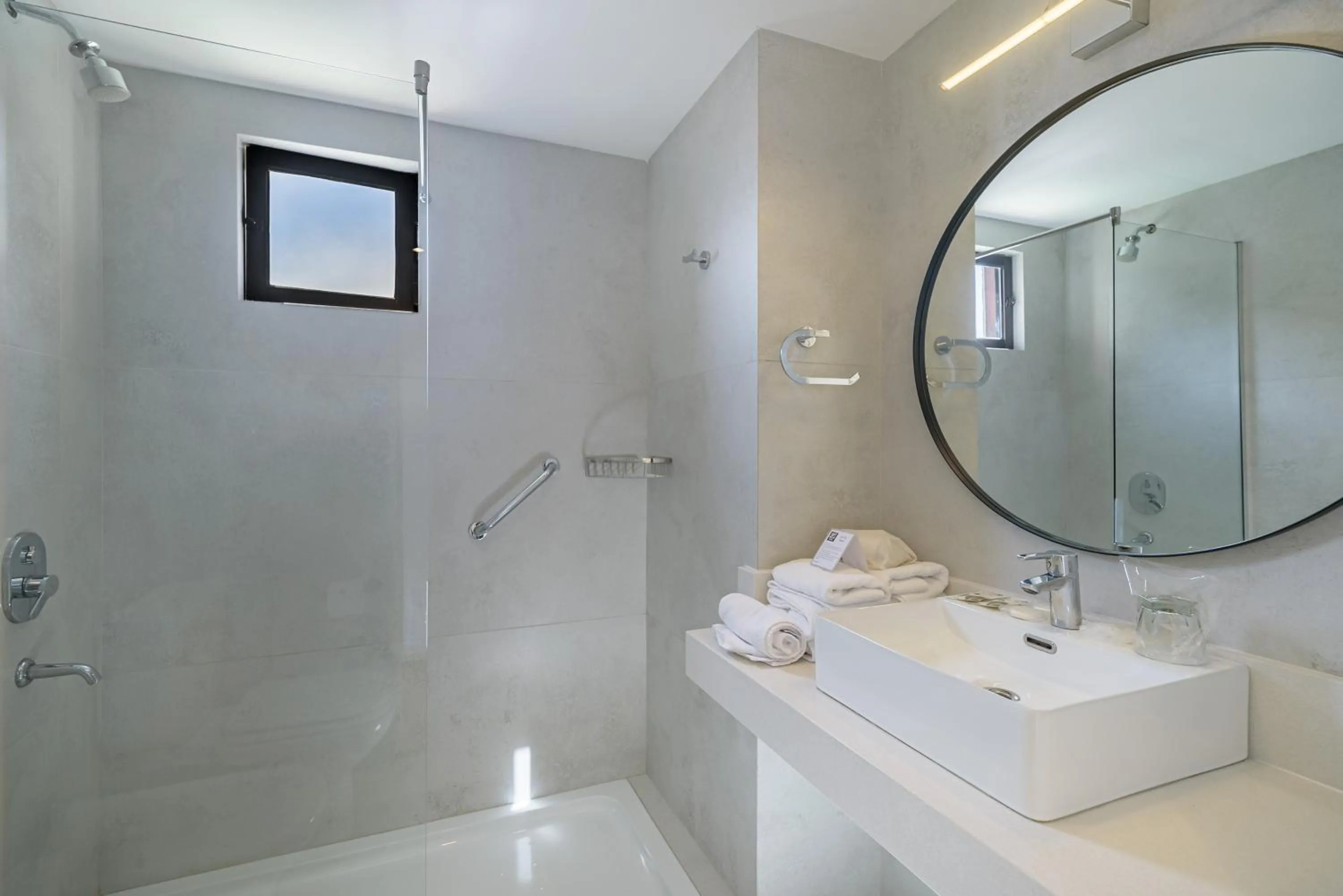 Bathroom in Soft Bariloche Hotel