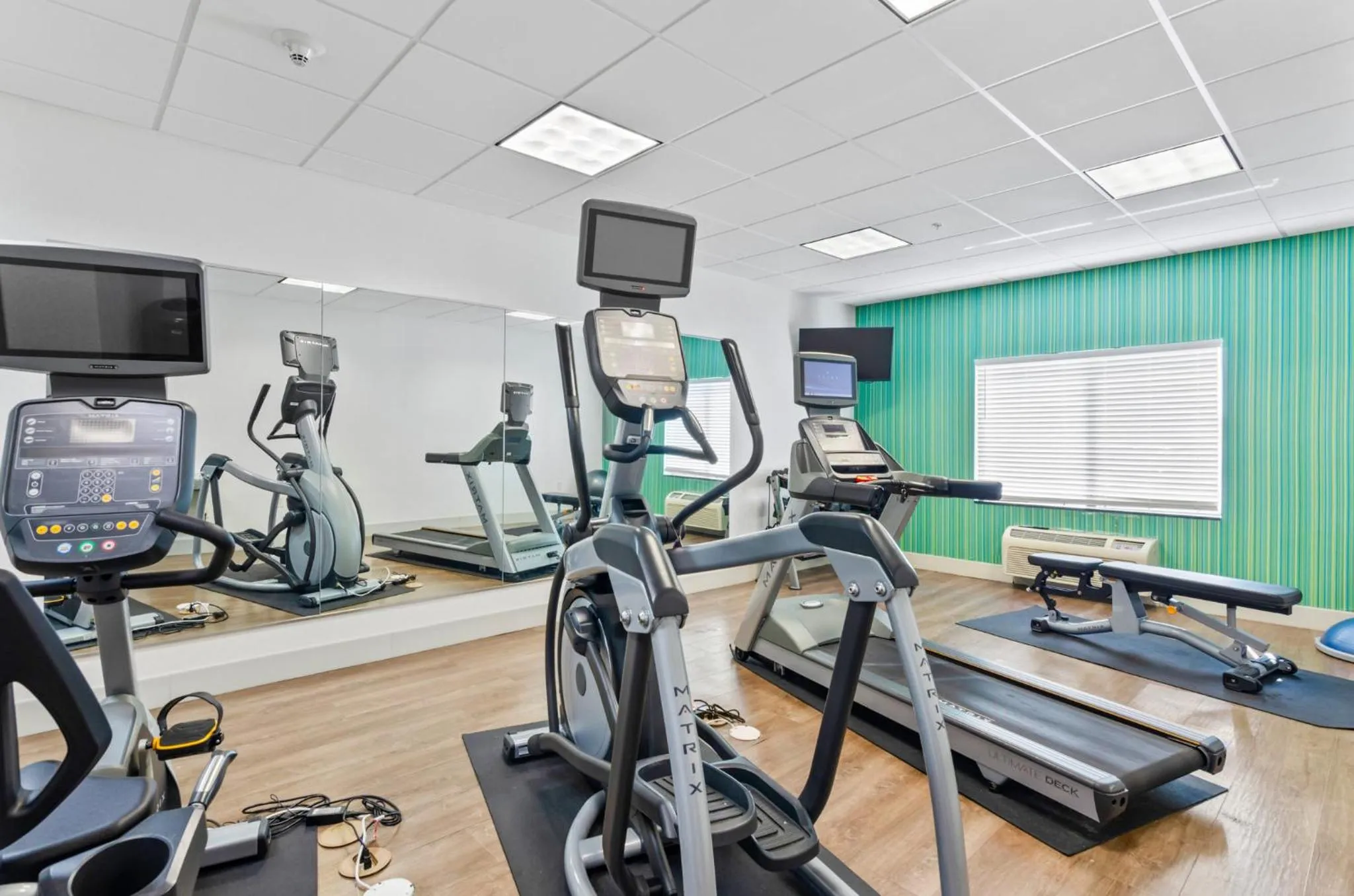 Fitness centre/facilities in Holiday Inn Express Hotel & Suites Mount Airy by IHG
