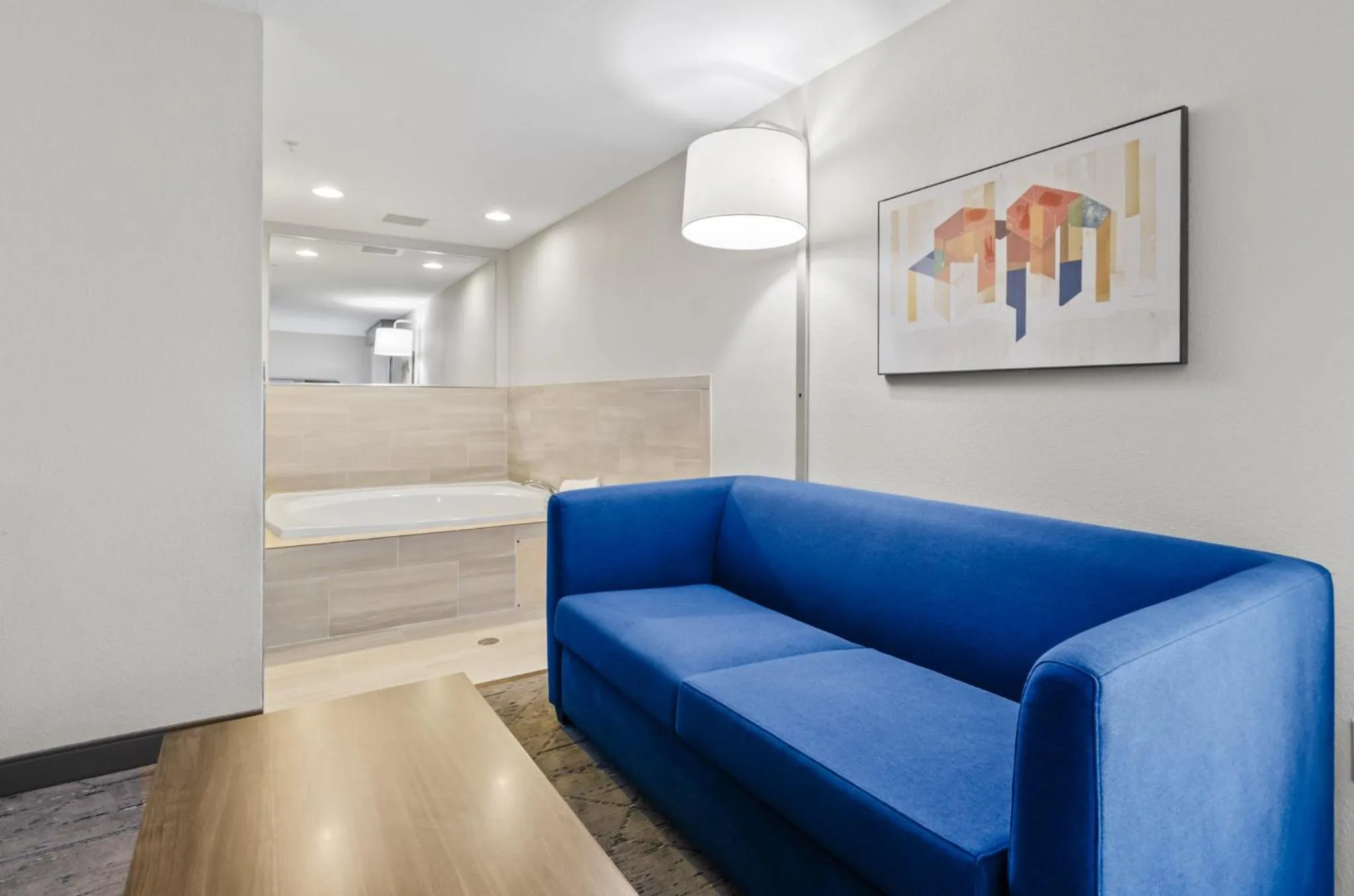 Bedroom in Holiday Inn Express Hotel & Suites Mount Airy by IHG