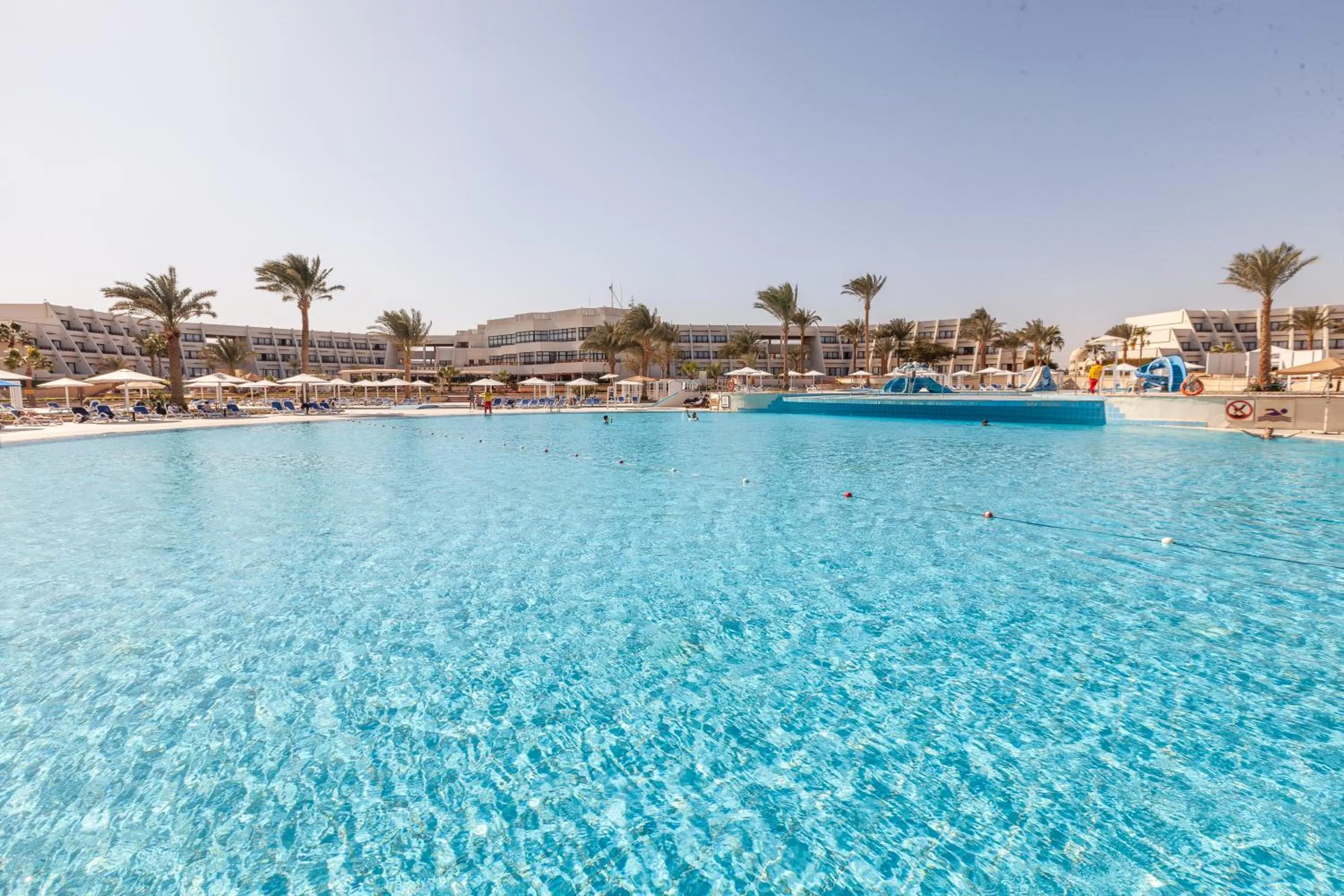 Swimming pool in Pharaoh Azur Resort