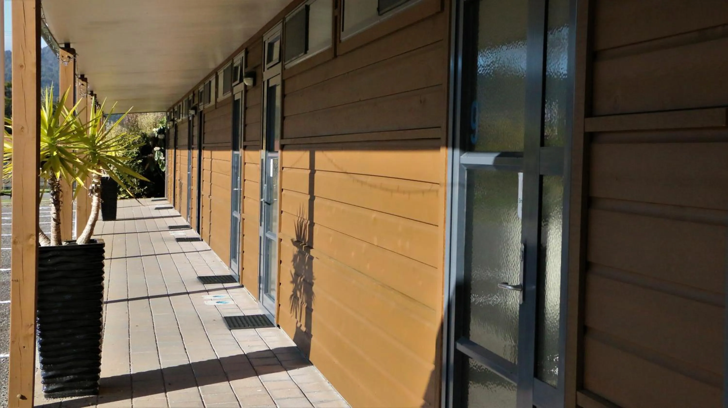 Facade/entrance in Sunset Motel