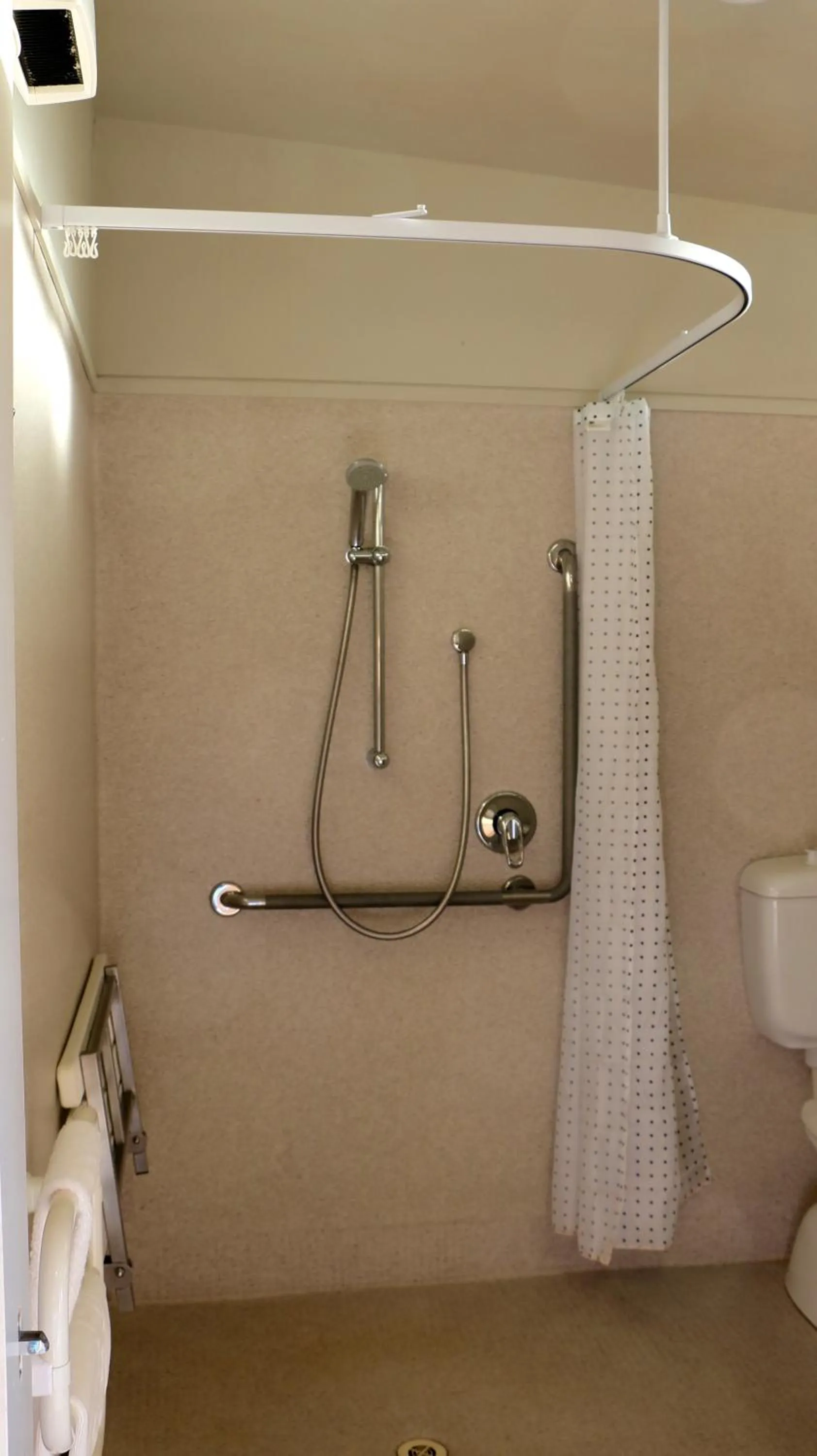 Shower in Sunset Motel