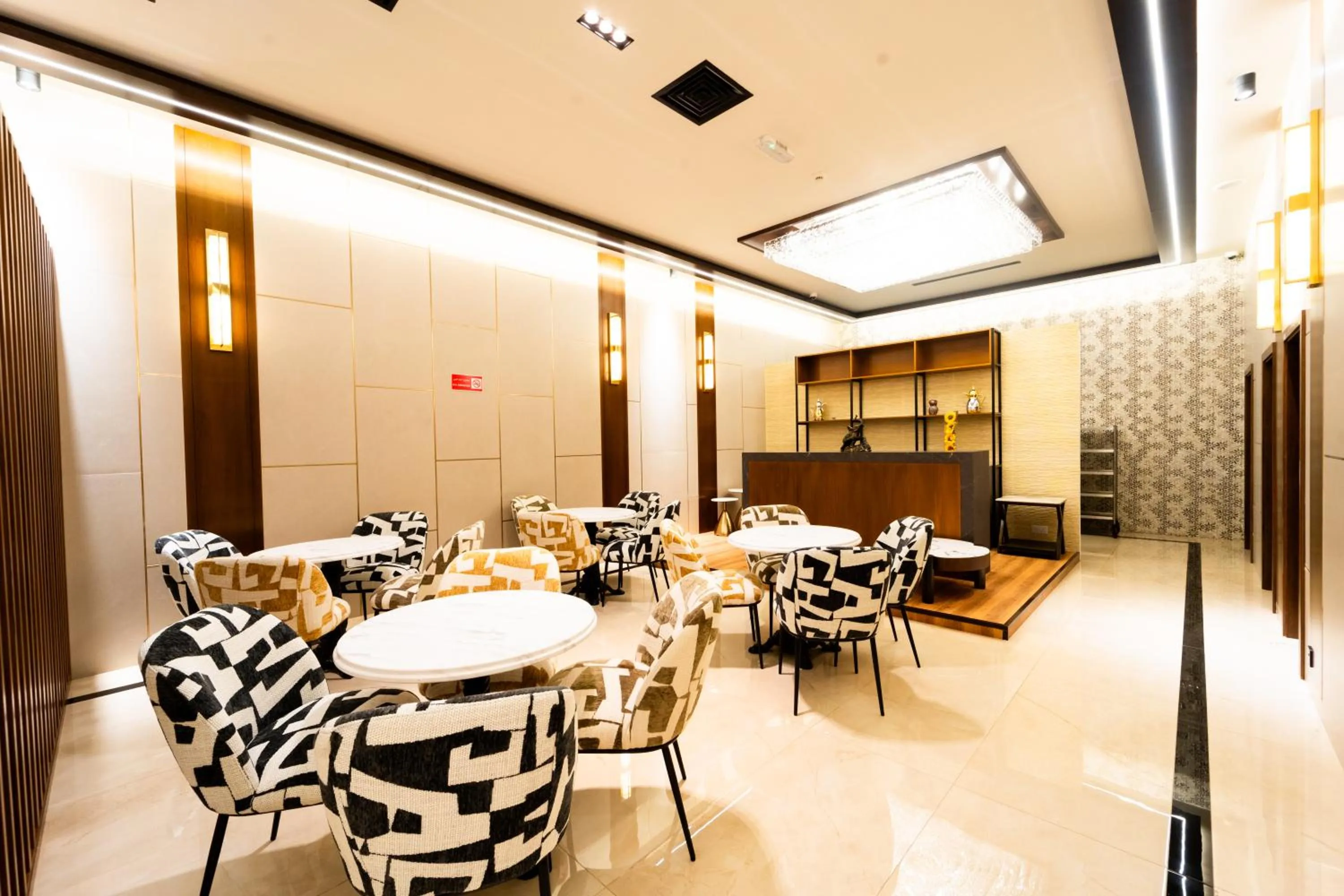 Seating area in Grand Astoria Hotel