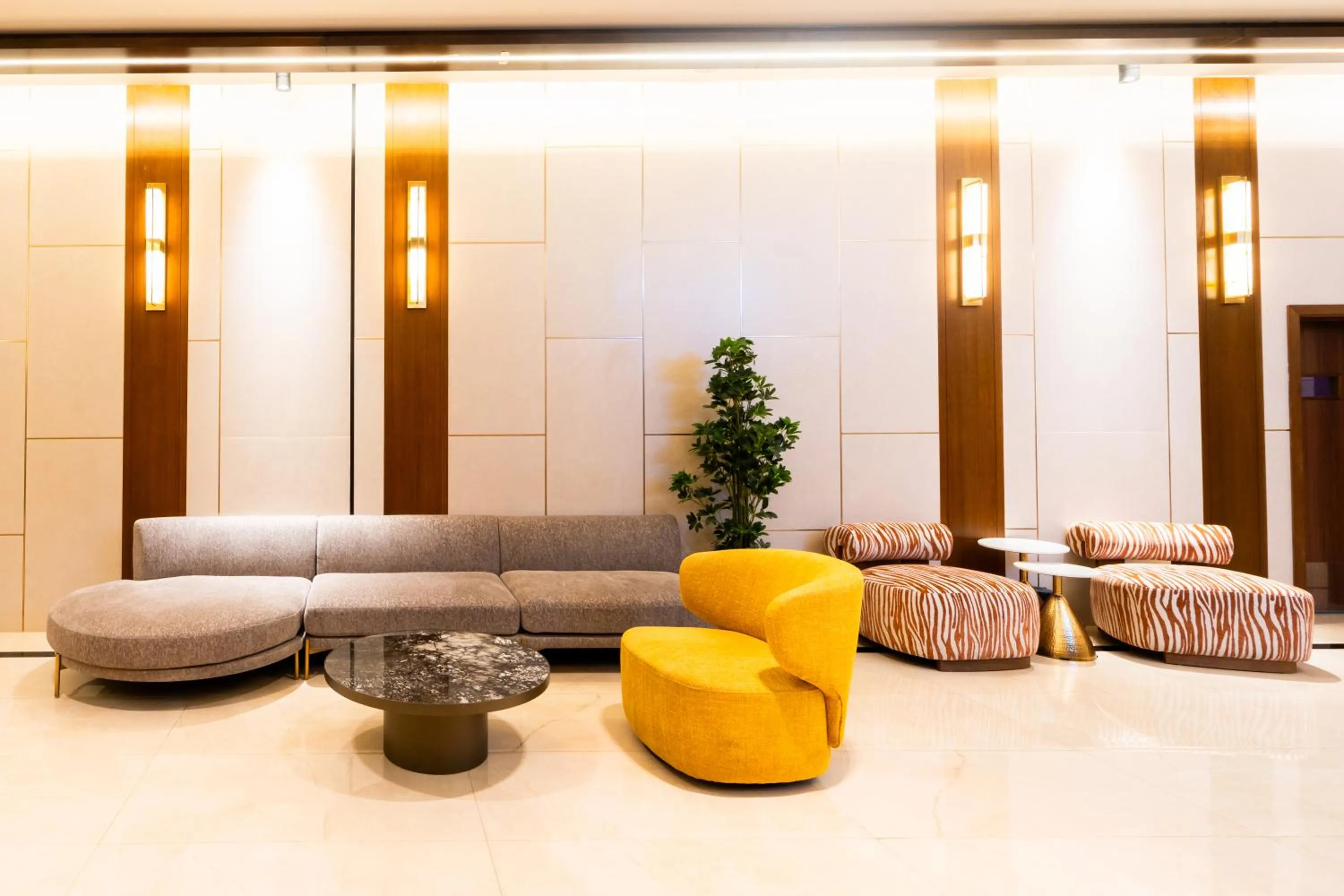 Lobby or reception in Grand Astoria Hotel