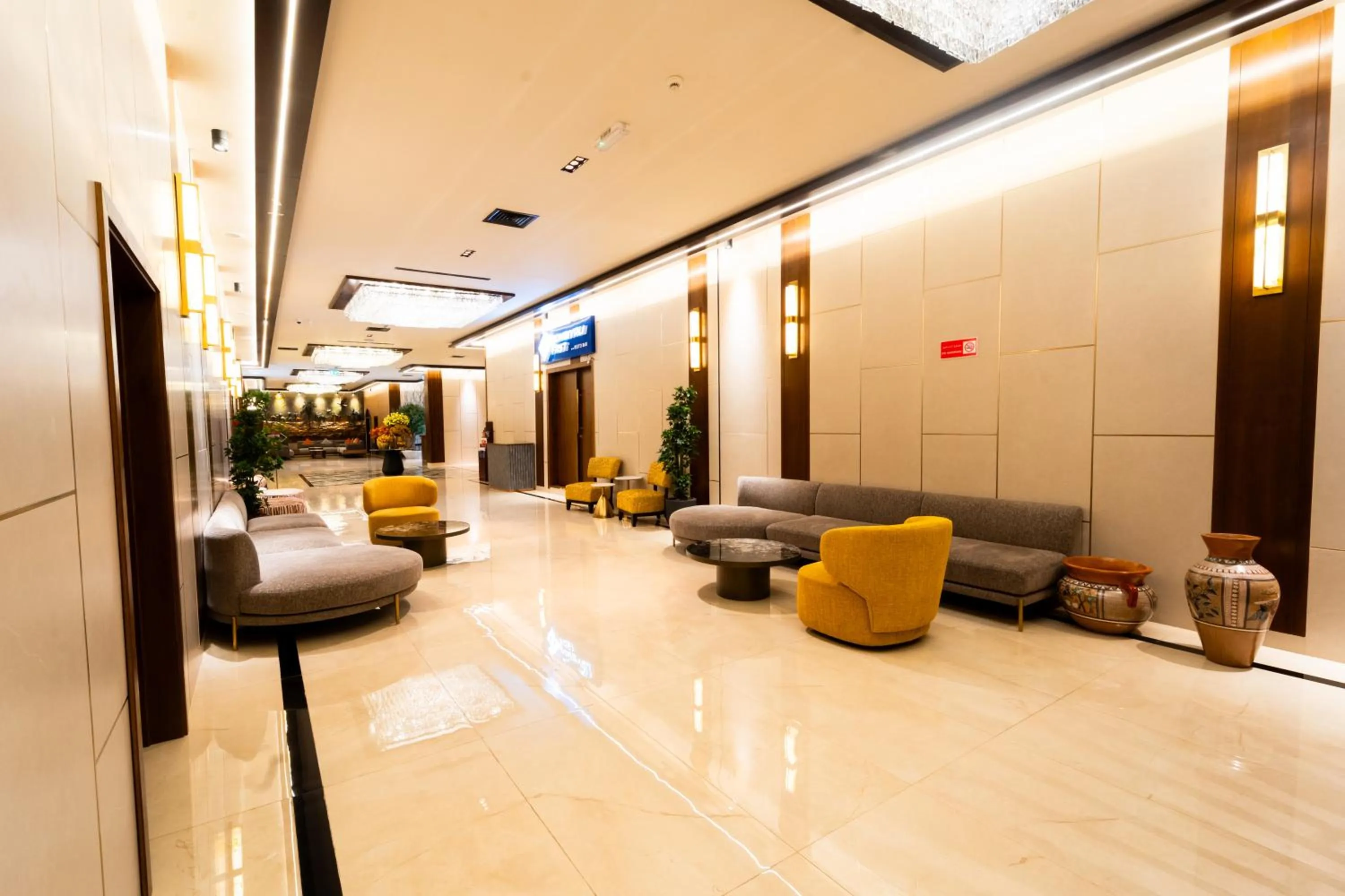 Lobby or reception in Grand Astoria Hotel