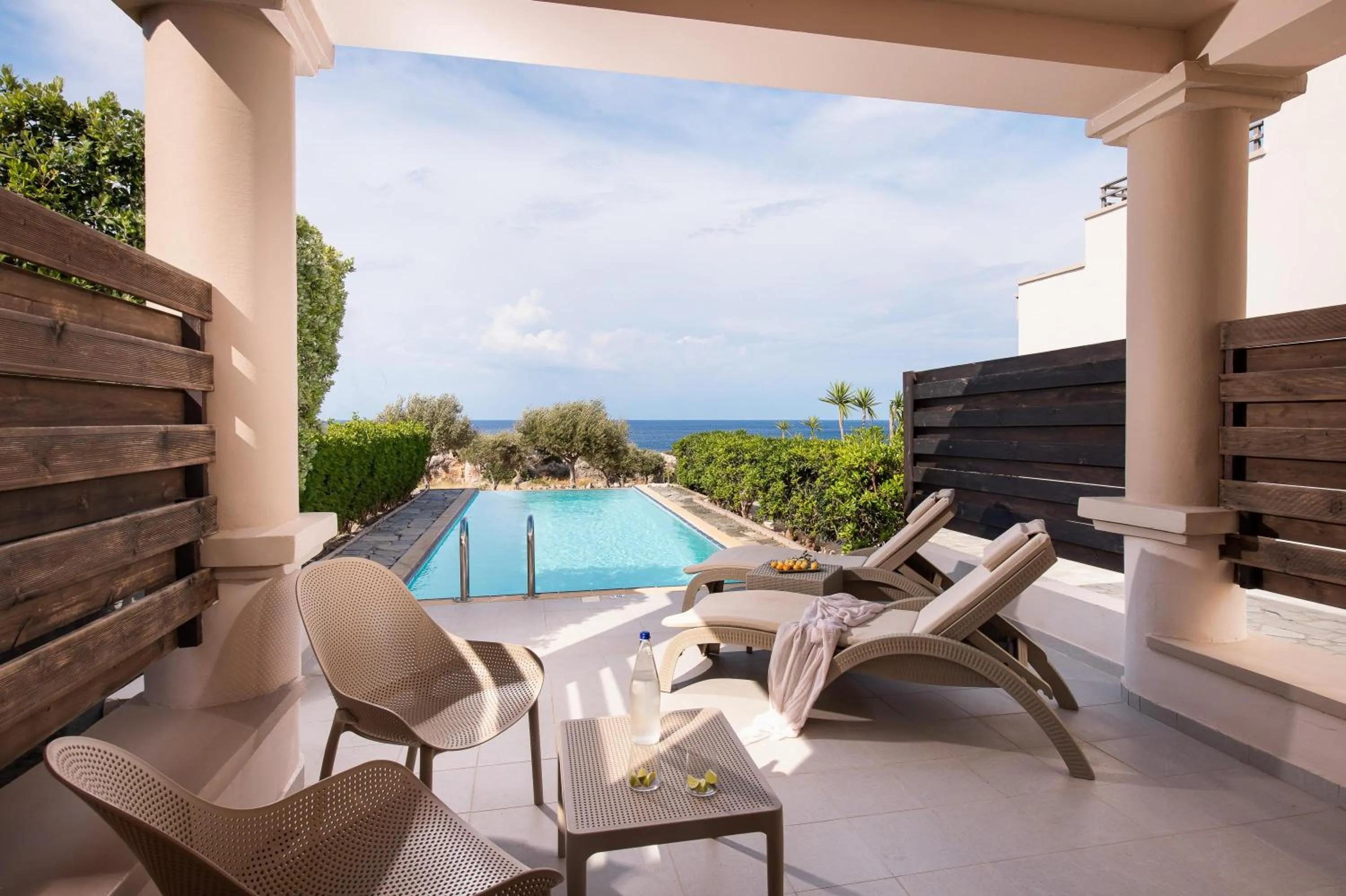 Photo of the whole room in KRESTEN ROYAL Euphoria Resort