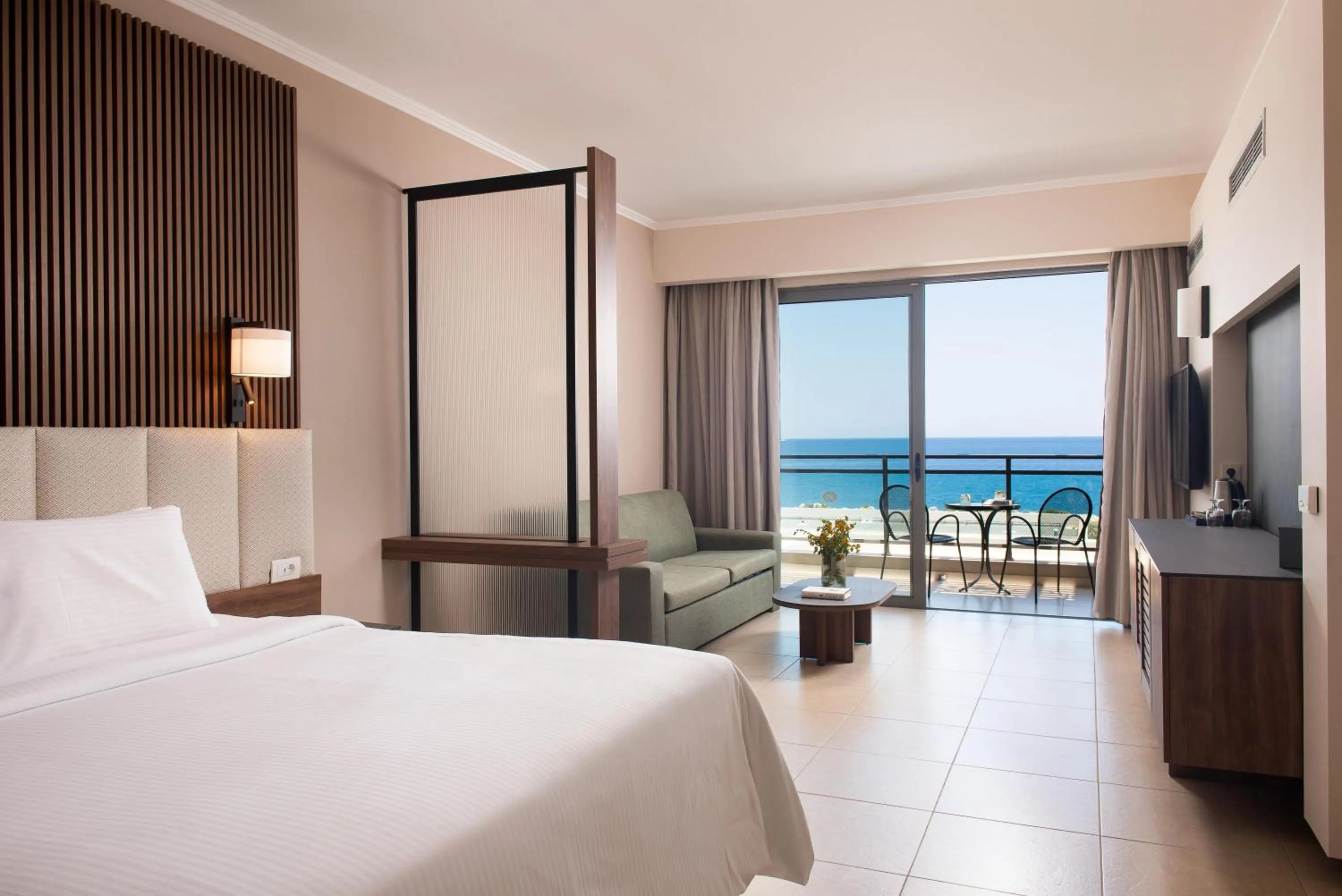 Photo of the whole room, Bed in KRESTEN ROYAL Euphoria Resort